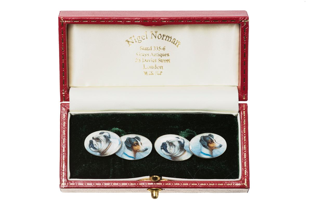 Edwardian Cufflinks of German Hunting Dogs in Colored Enamel & Sterling Silver, circa 1900 For Sale