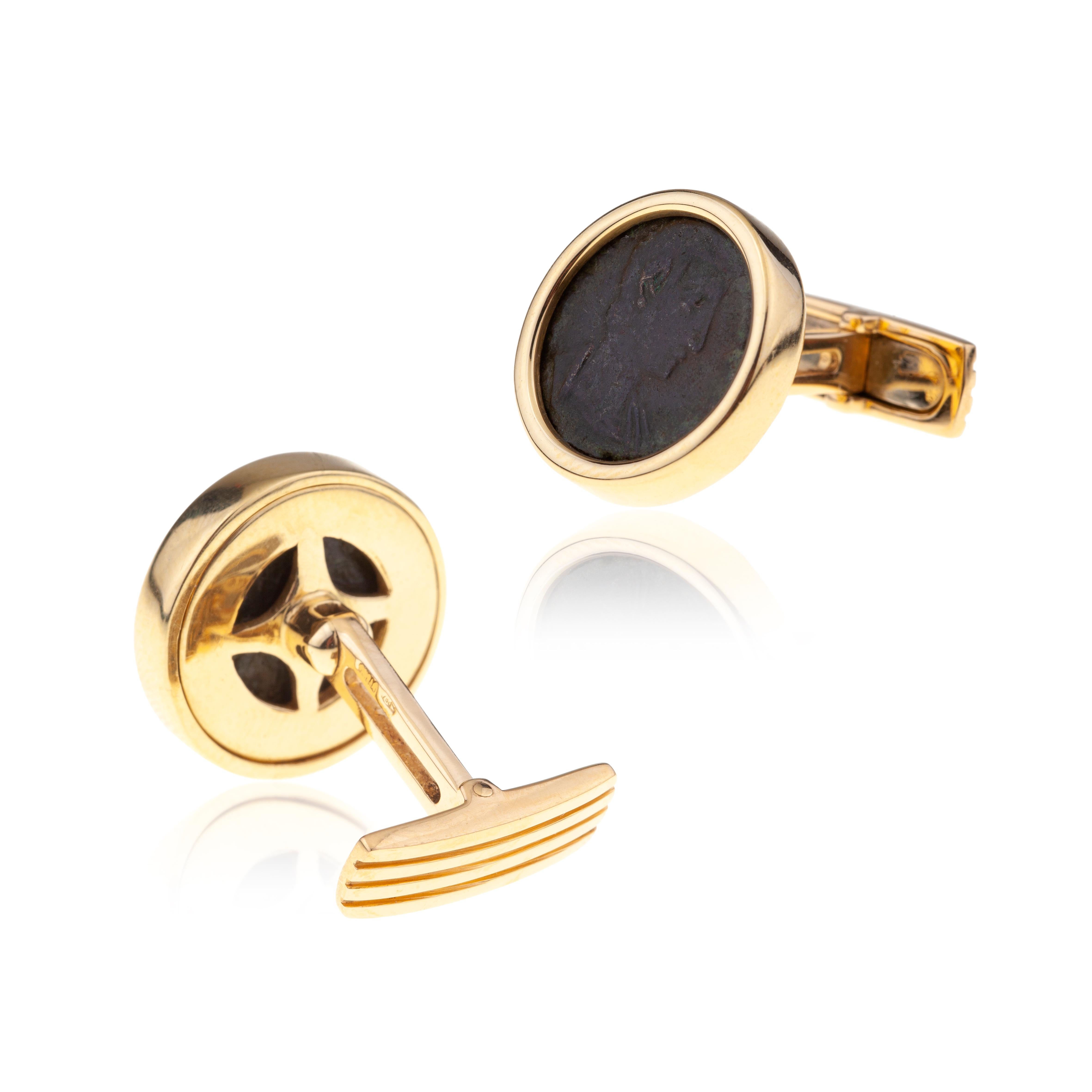 Cufflinks Round 18kt Gold with Roman Coins.
Cufflinks for Men for Business or Leisure Time to be worn on any Cuff of both Elegant and Casual Shirt.
The coin is set on gold and the weight of 18kt gold is around 15.50 grams. 
Angeletti Boasts an