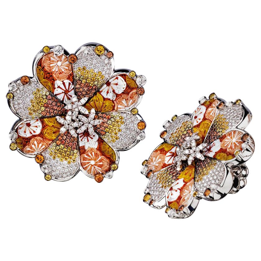 Boutons de manchette en or blanc, diamants blancs et saphirs, décorés à la main de micro-mosaïque en vente