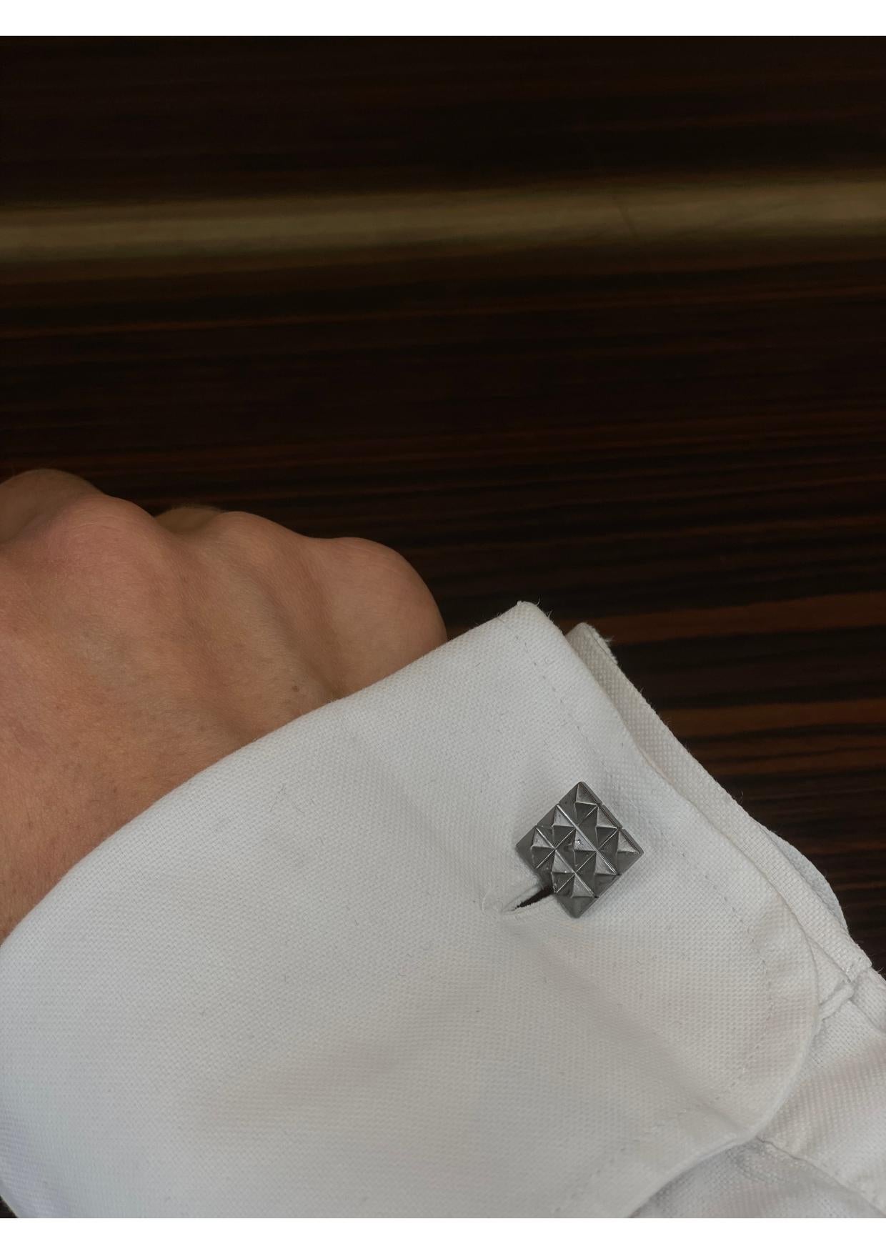 Cufflinks with black rhodium In New Condition For Sale In Monte-Carlo, MC