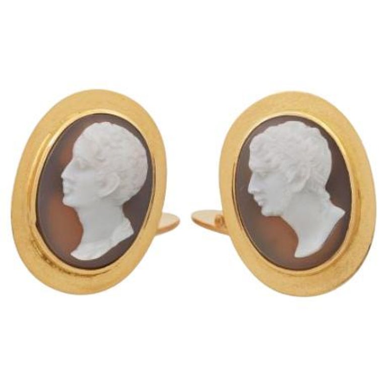Cufflinks with Fine Layer Stone Cameos For Sale at 1stDibs