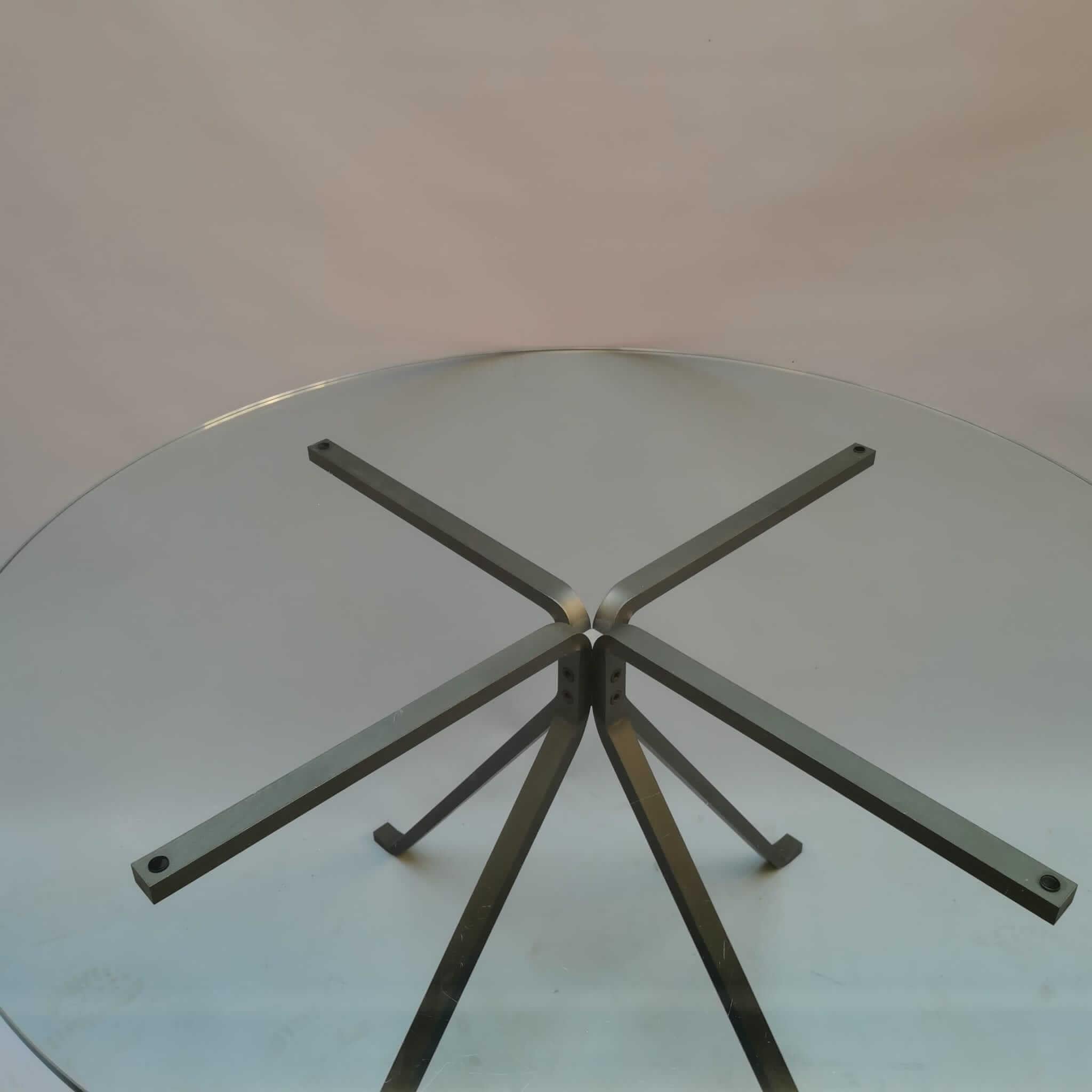 enzo round dining table