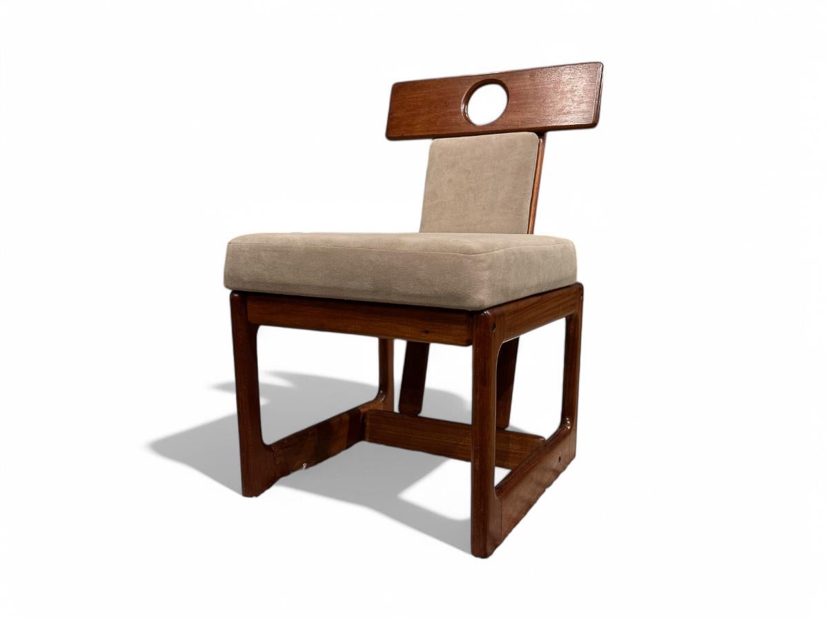 “Cuiaba” Dining Set in Hardwood & Ultrasuede, Sergio Rodrigues, 1970s, Brazil For Sale 3