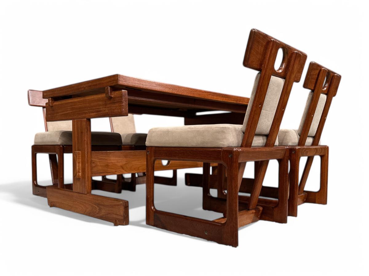 Hand-Carved “Cuiaba” Dining Set in Hardwood & Ultrasuede, Sergio Rodrigues, 1970s, Brazil For Sale
