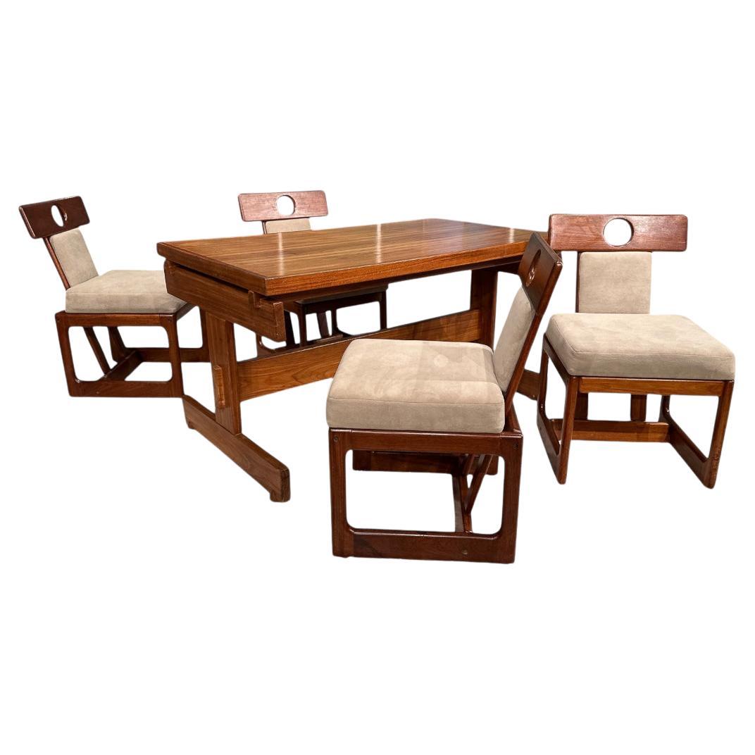 “Cuiaba” Dining Set in Hardwood & Ultrasuede, Sergio Rodrigues, 1970s, Brazil