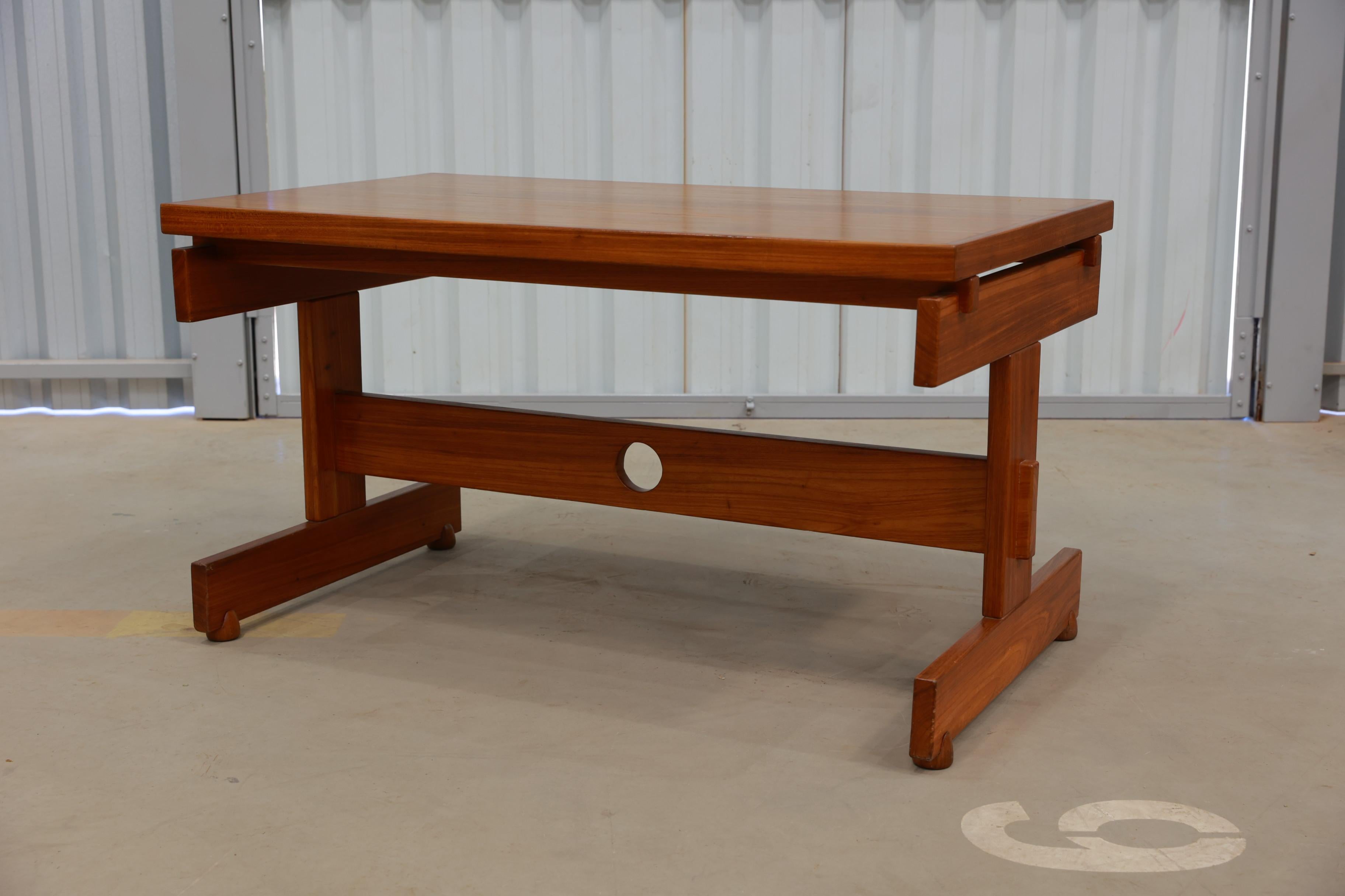 “Cuiaba” Dining Table in Hardwood by Sergio Rodrigues, 1970’s  For Sale 5