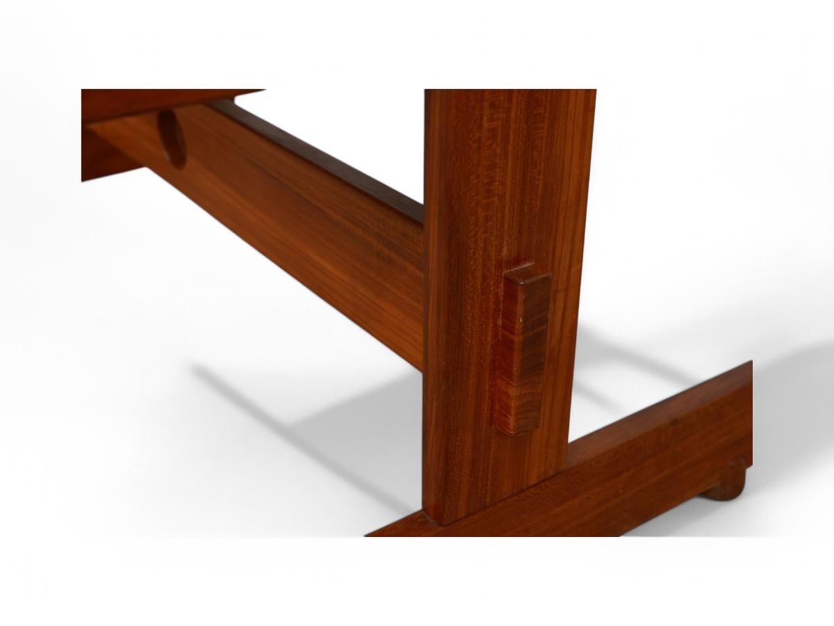 20ième siècle Table de salle à manger Cuiaba en bois dur par Sergio Rodrigues, années 1970 en vente