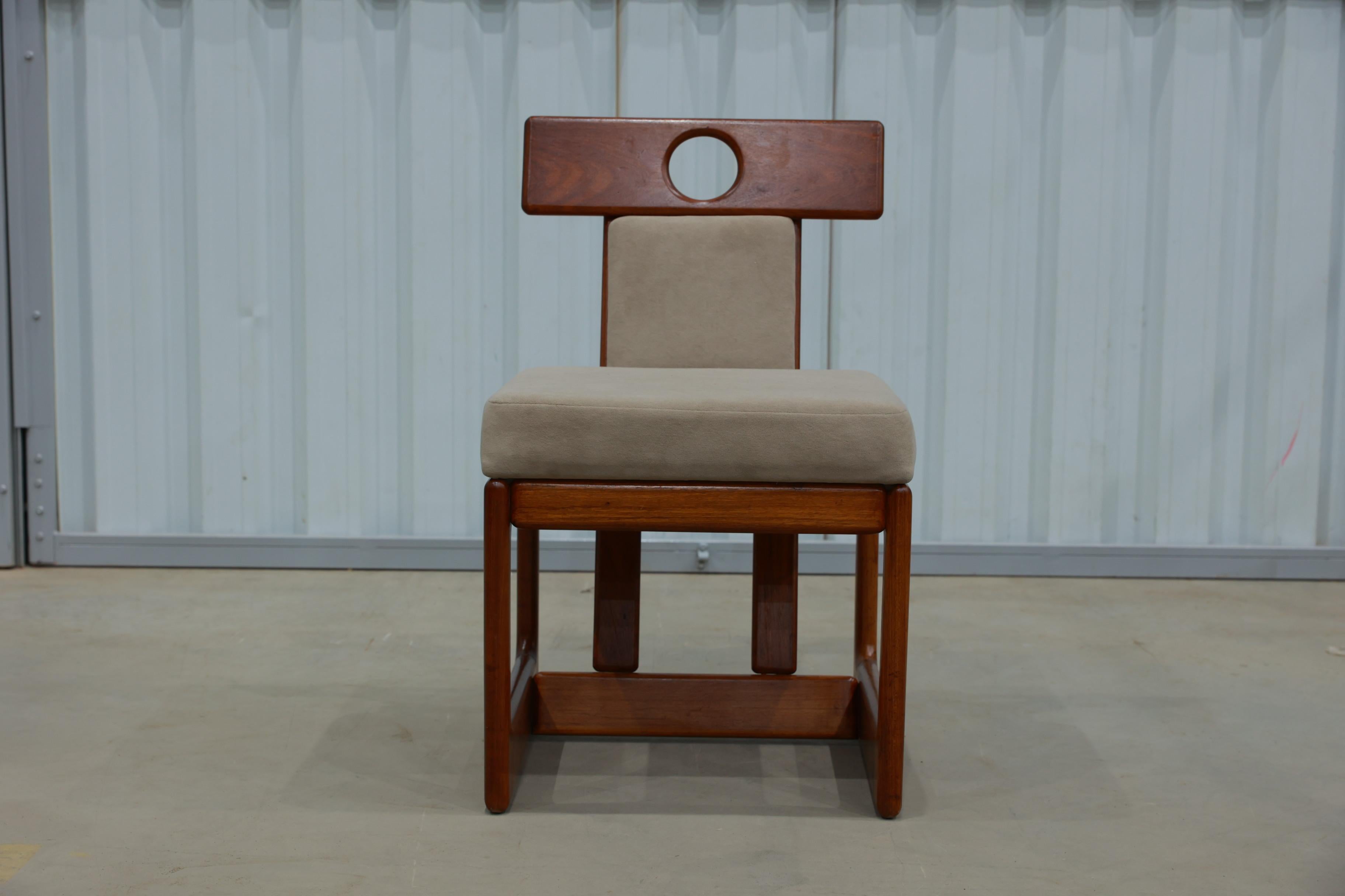 Brazilian “Cuiaba” Set of of 4 Chairs in Hardwood and Fabric by Sergio Rodrigues, 1970’s  For Sale