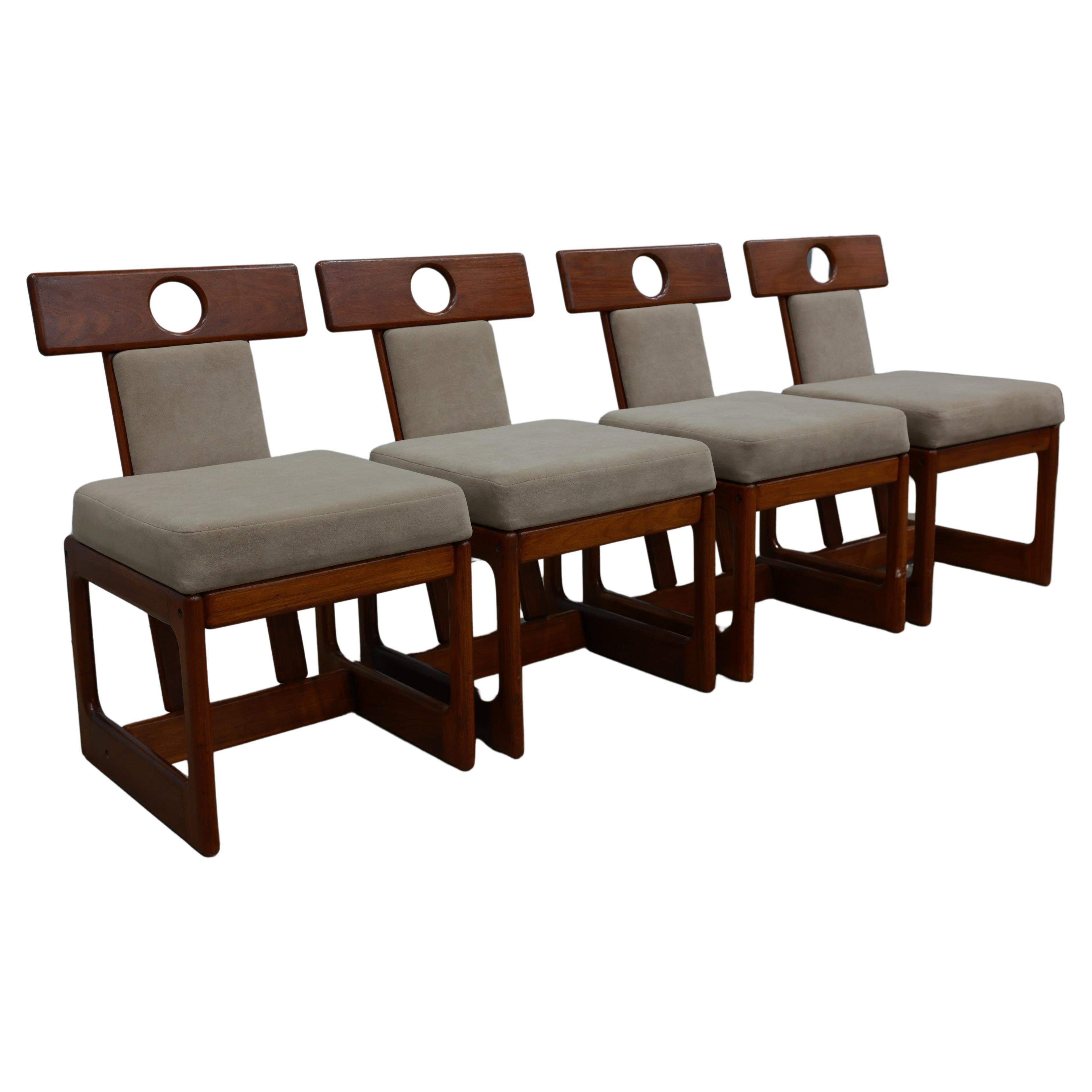 “Cuiaba” Set of of 4 Chairs in Hardwood and Fabric by Sergio Rodrigues, 1970’s  For Sale