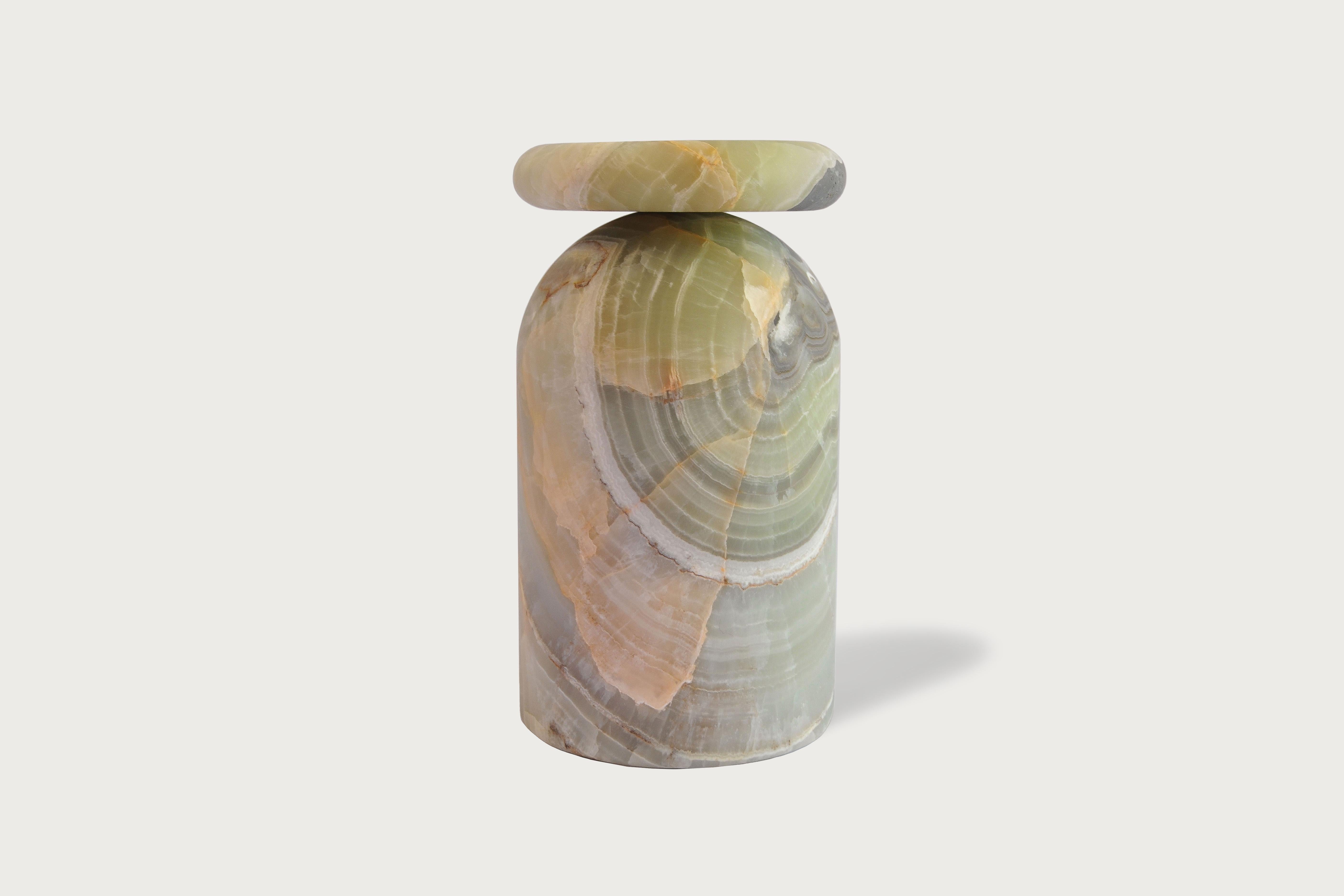 Cult Hocker, skulpturaler Beistelltisch, mexikanischer grüner Onyx im Angebot 2