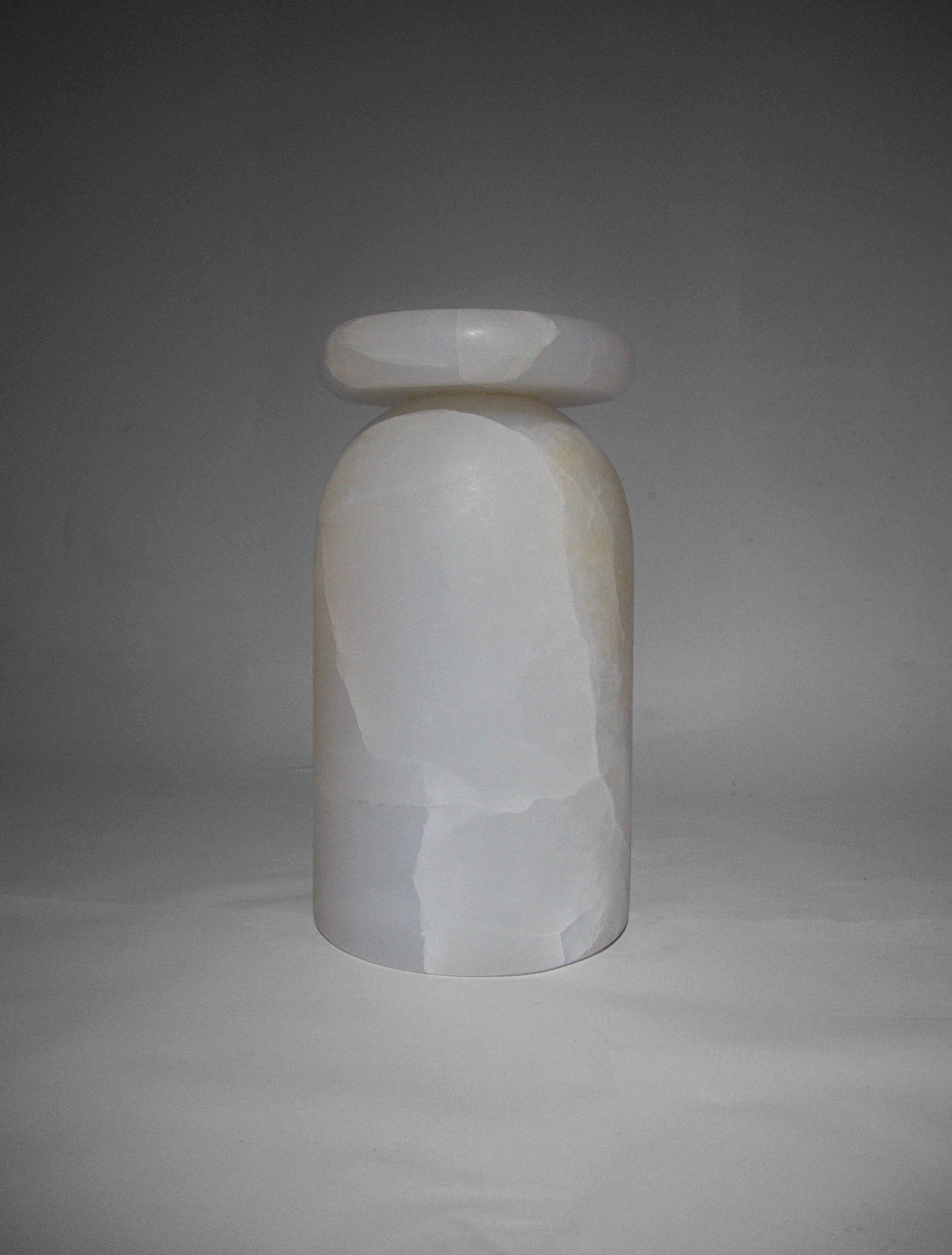 Tabouret Cult sculptural, onyx de glace mexicain / marbre en vente 2