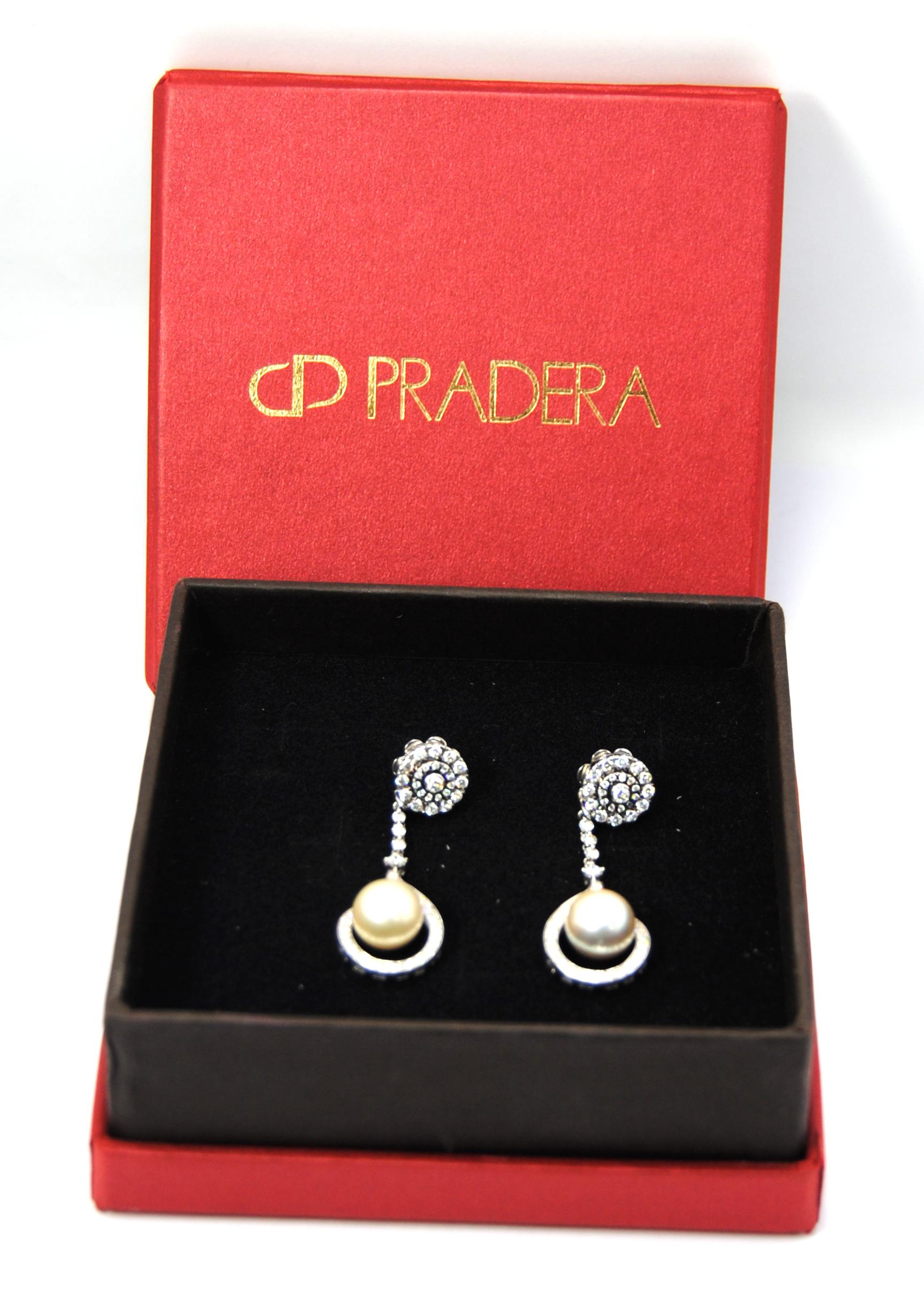 Cultivated Pearl Drop and Stud Earrings 18 Karat Gold and 2.16 Carat Diamond For Sale 3