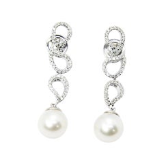 Cultivated White Pearl in Drop Earrings of 18kt Gold and 1.28 Carat Pave Diamond