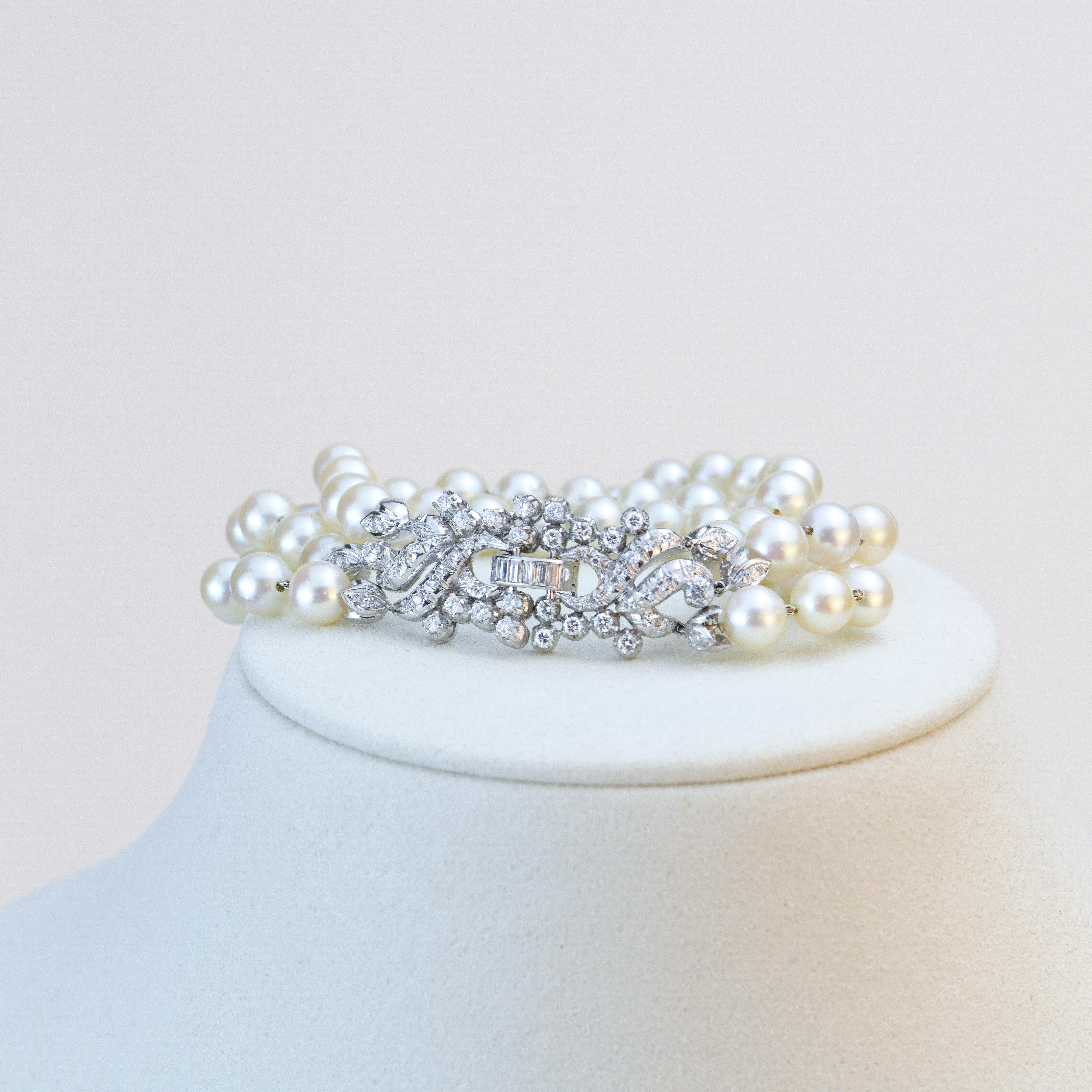 Bracelet en or blanc 18 carats avec perles culturelles et diamants Excellent état - En vente à Banbury, GB