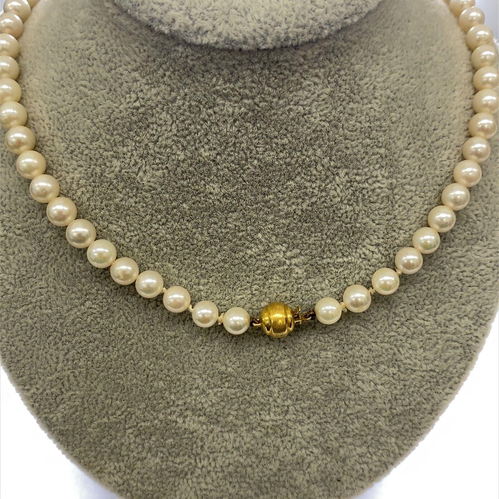 Women's Cultural Pearl Necklace with 18ct Yellow Gold & Diamond Centre For Sale