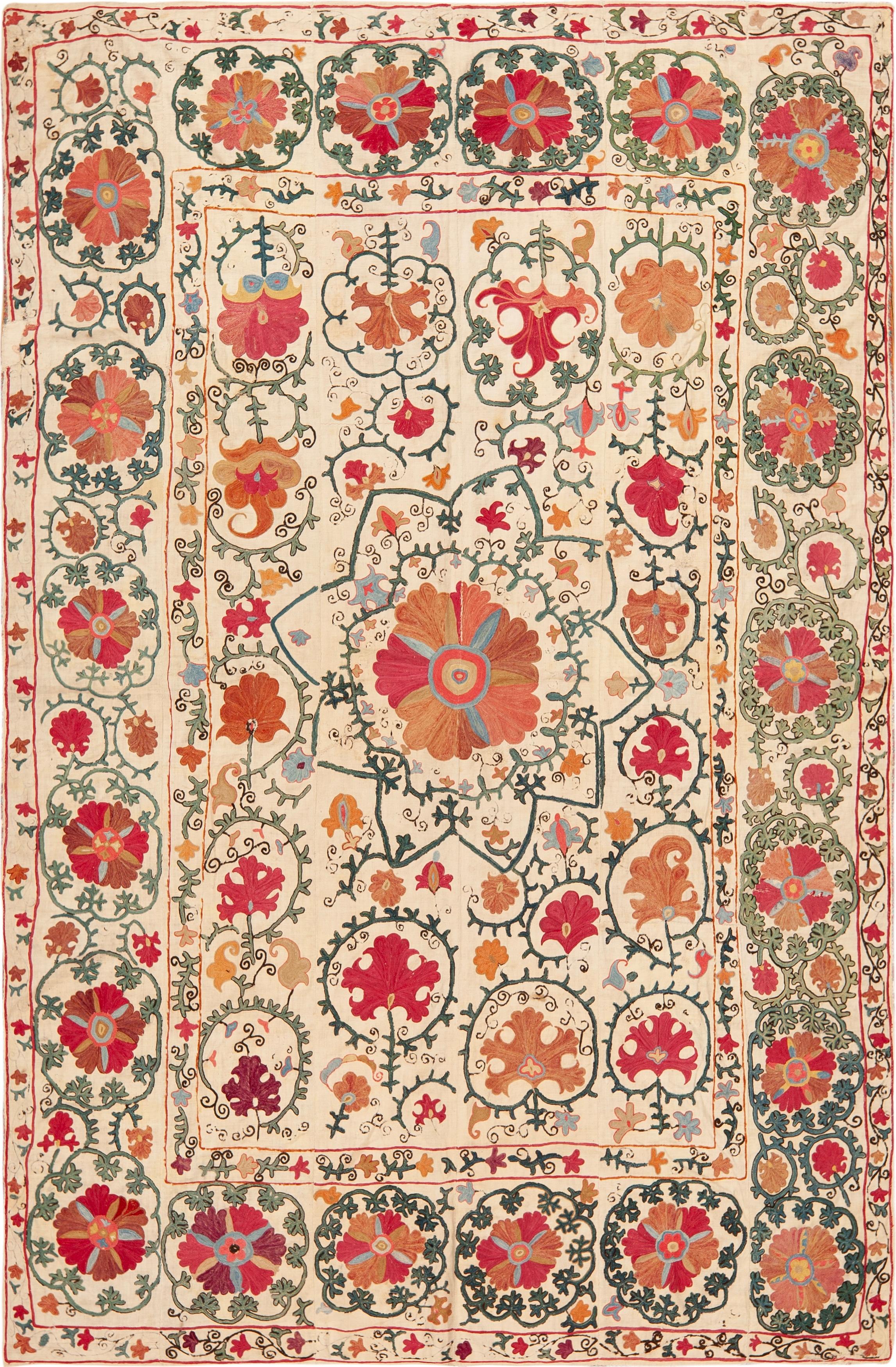 Antiguo Textil Uzbeko Bordado Suzani Culturalmente Rico, País de origen: Uzbekistán, Fecha de fabricación: 1900