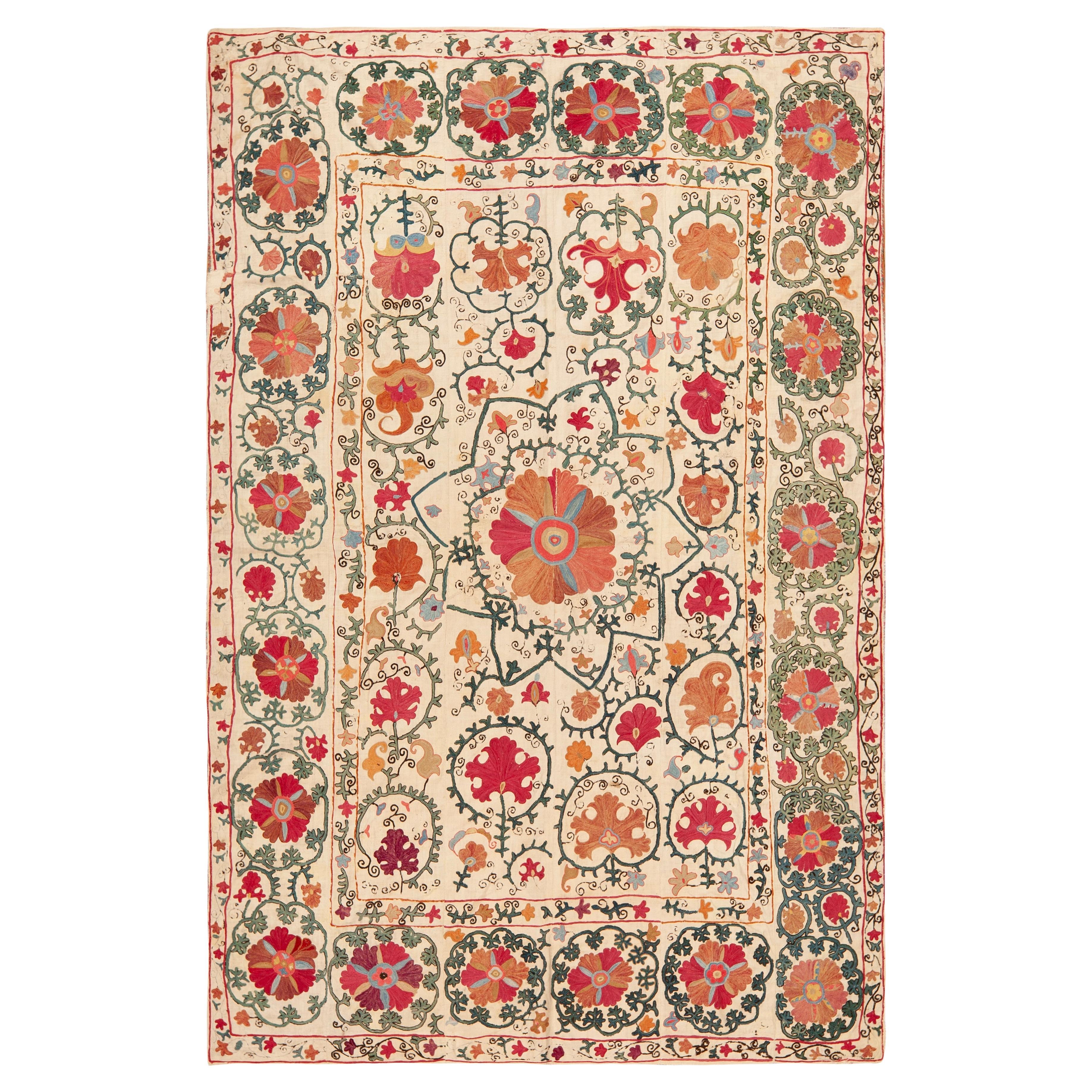 Nazmiyal Collection Increíble Tejido Suzani Antiguo Bordado Uzbeko 4'10" x 7'4