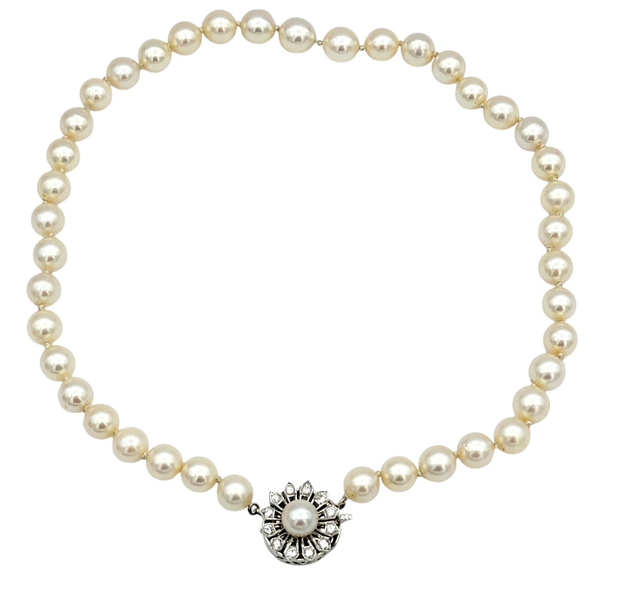 Contemporary Cultured Freshwater Pearl Choker Necklace with Diamond Clasp in 14 Karat Gold For Sale