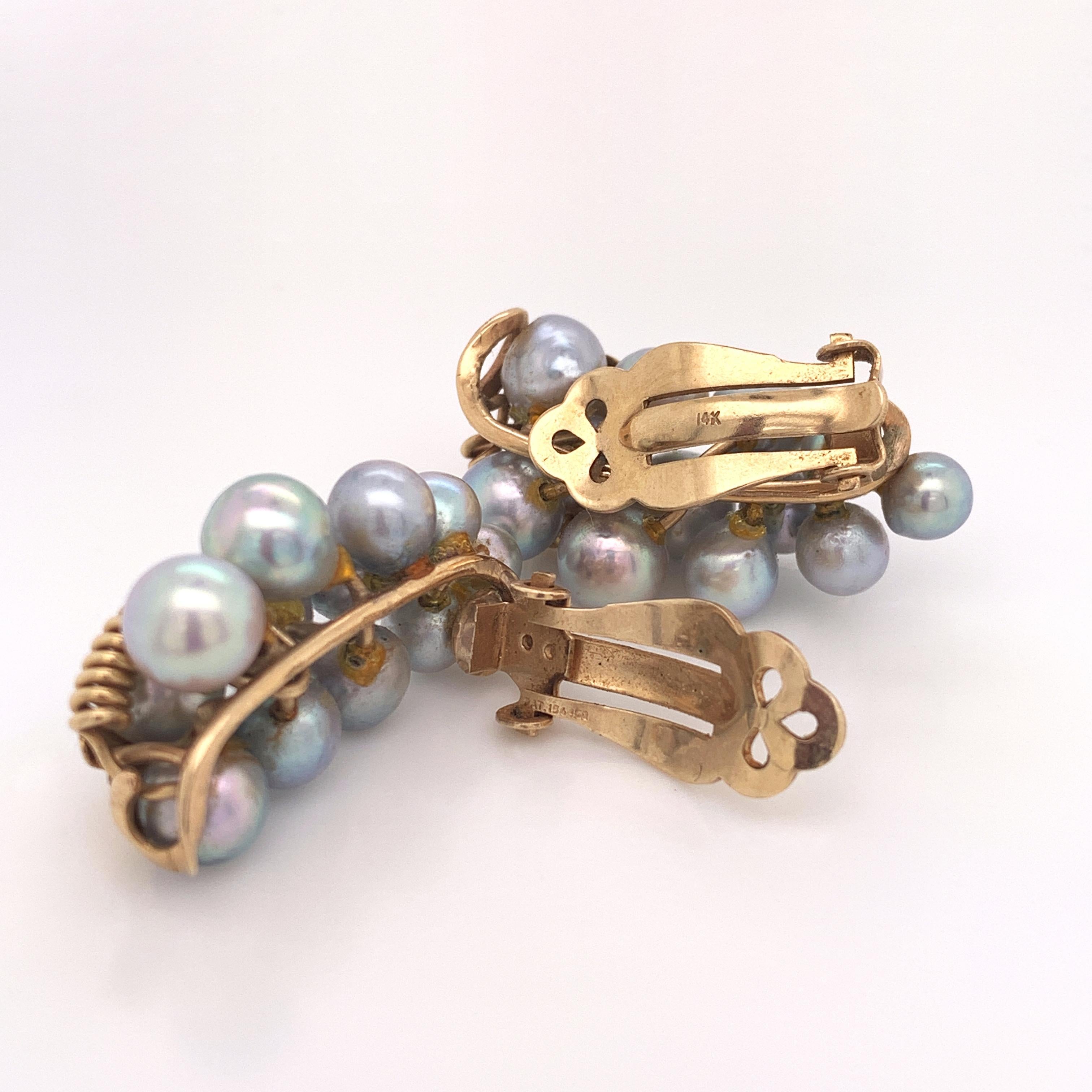 Cultured Freshwater Pearl Cluster-Grape Clip-On Earrings Set in 14 Karat Gold In Good Condition In Addison, TX