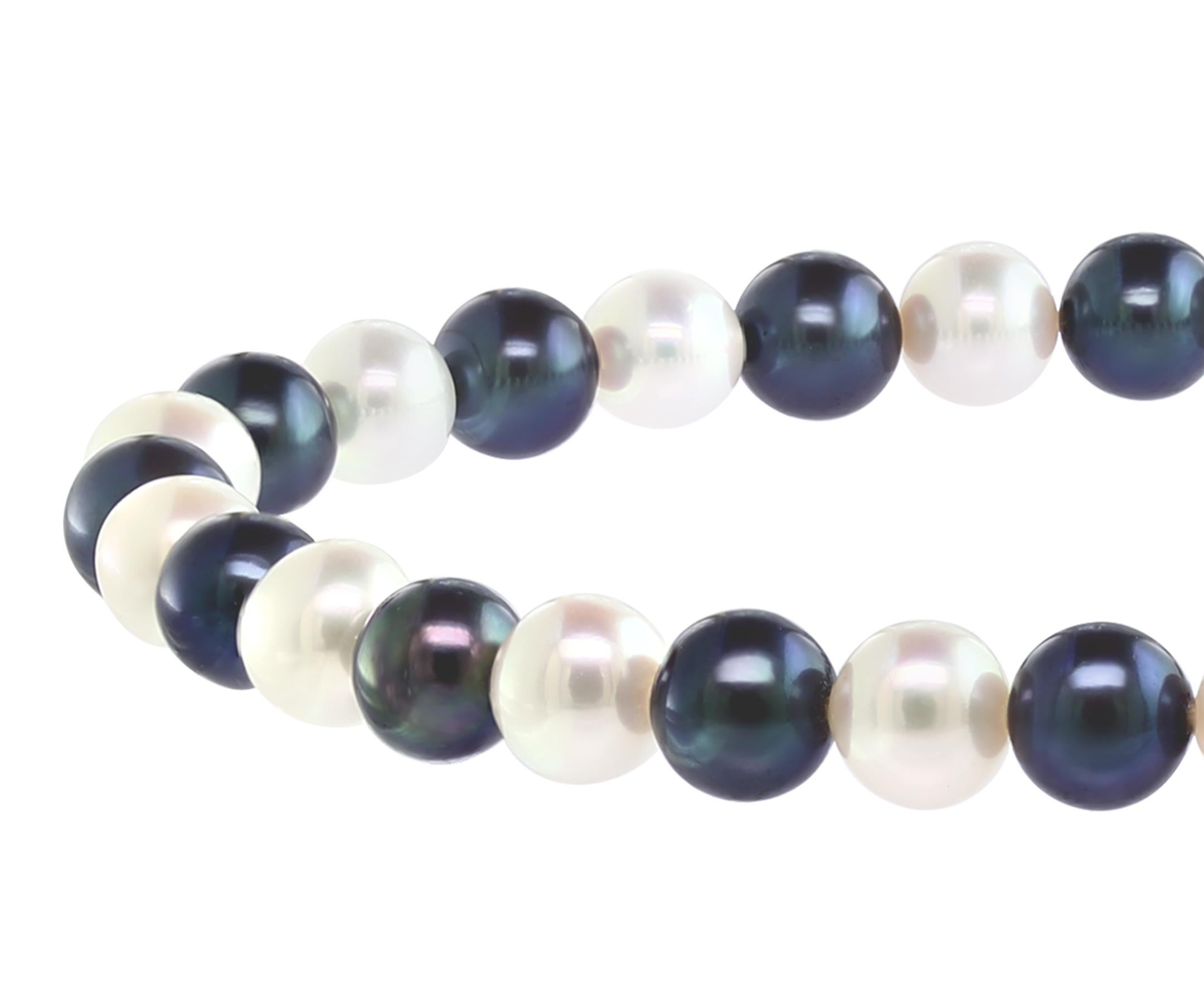 white and black pearl bracelet