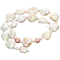 Gemjunky Dramatic Cultured Glowing White and Pinkish Pearl Necklace