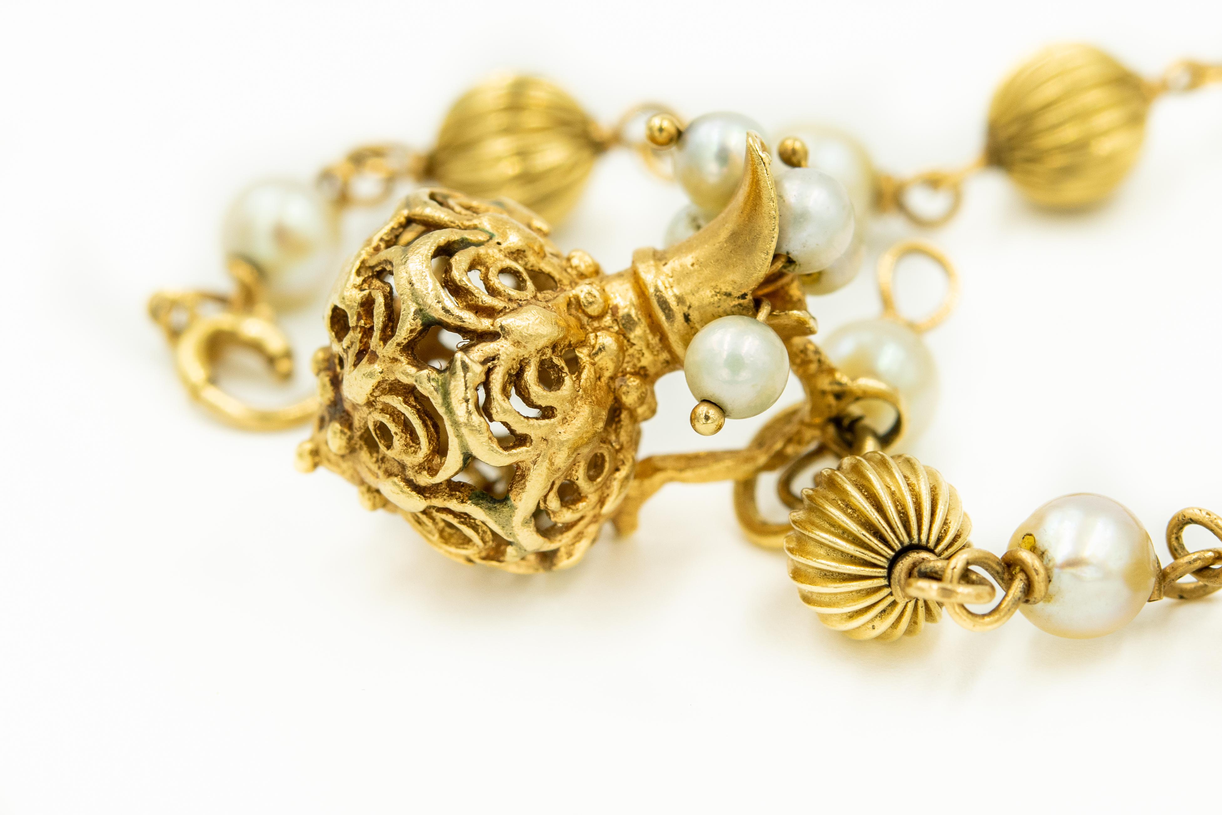 Cultured Pearl 14 Karat Yellow Gold Charm Bracelet with Israel Liberata Medal 1