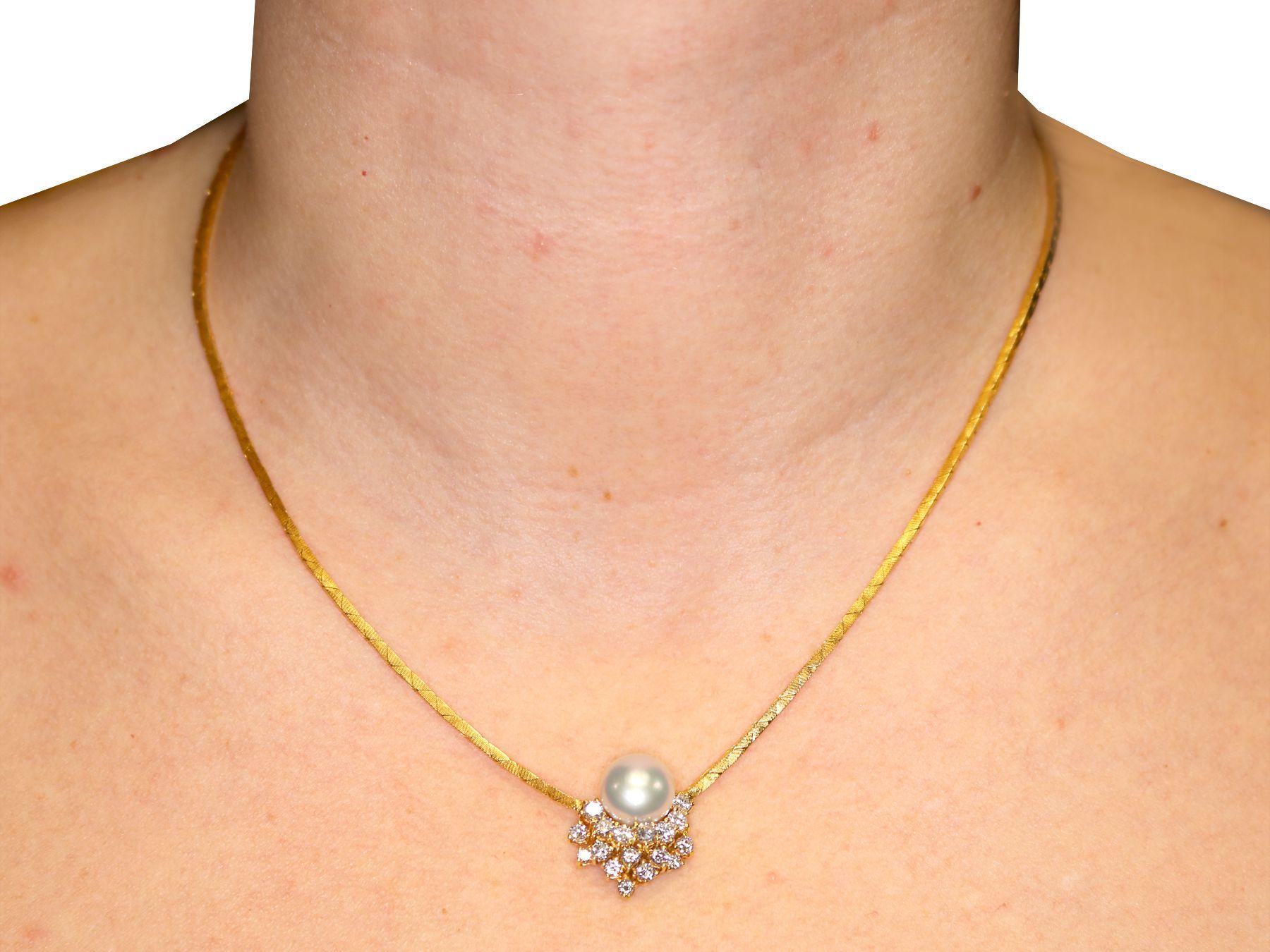 Cultured Pearl and 1.75 Carat Diamond Yellow Gold Necklace For Sale 1