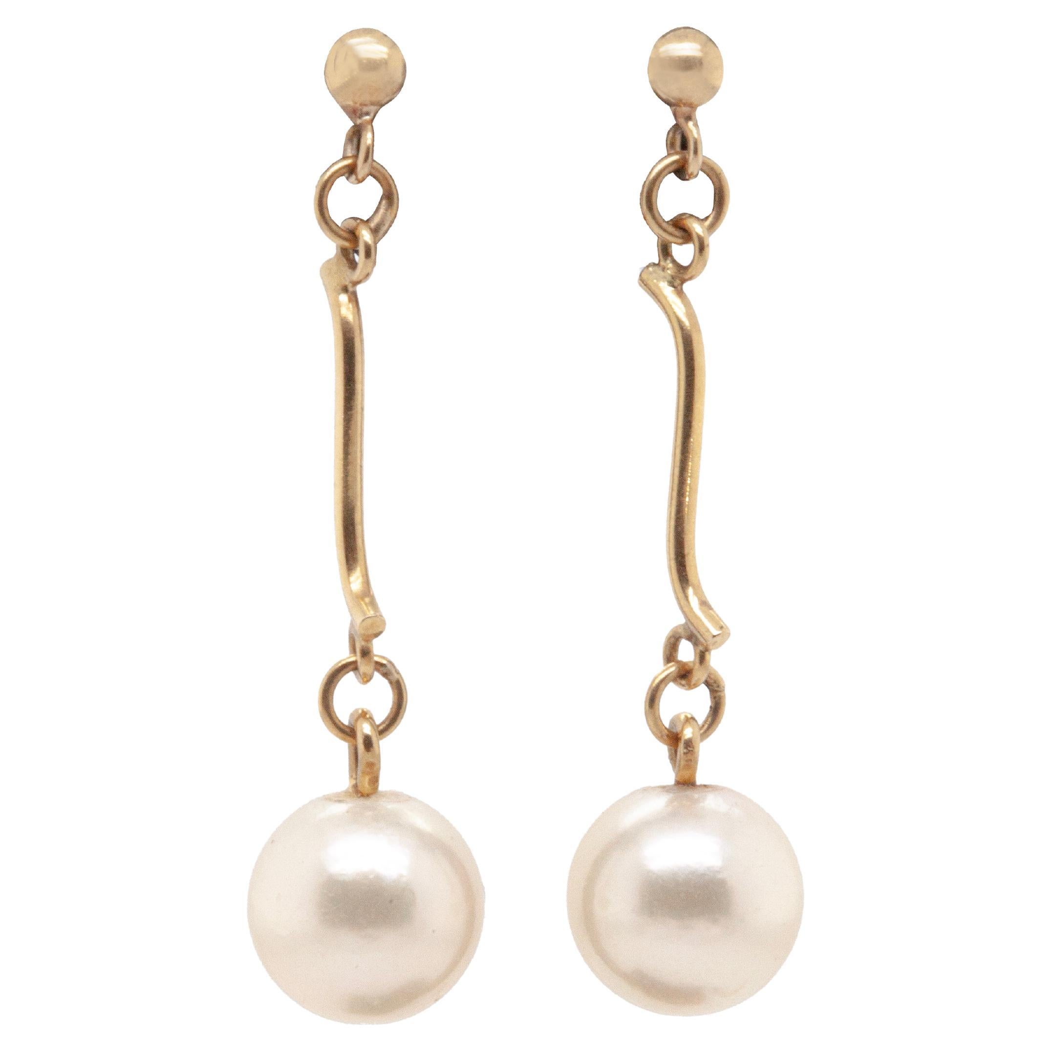 Cultured Pearl and 18 Carat Yellow Gold Drop Earrings