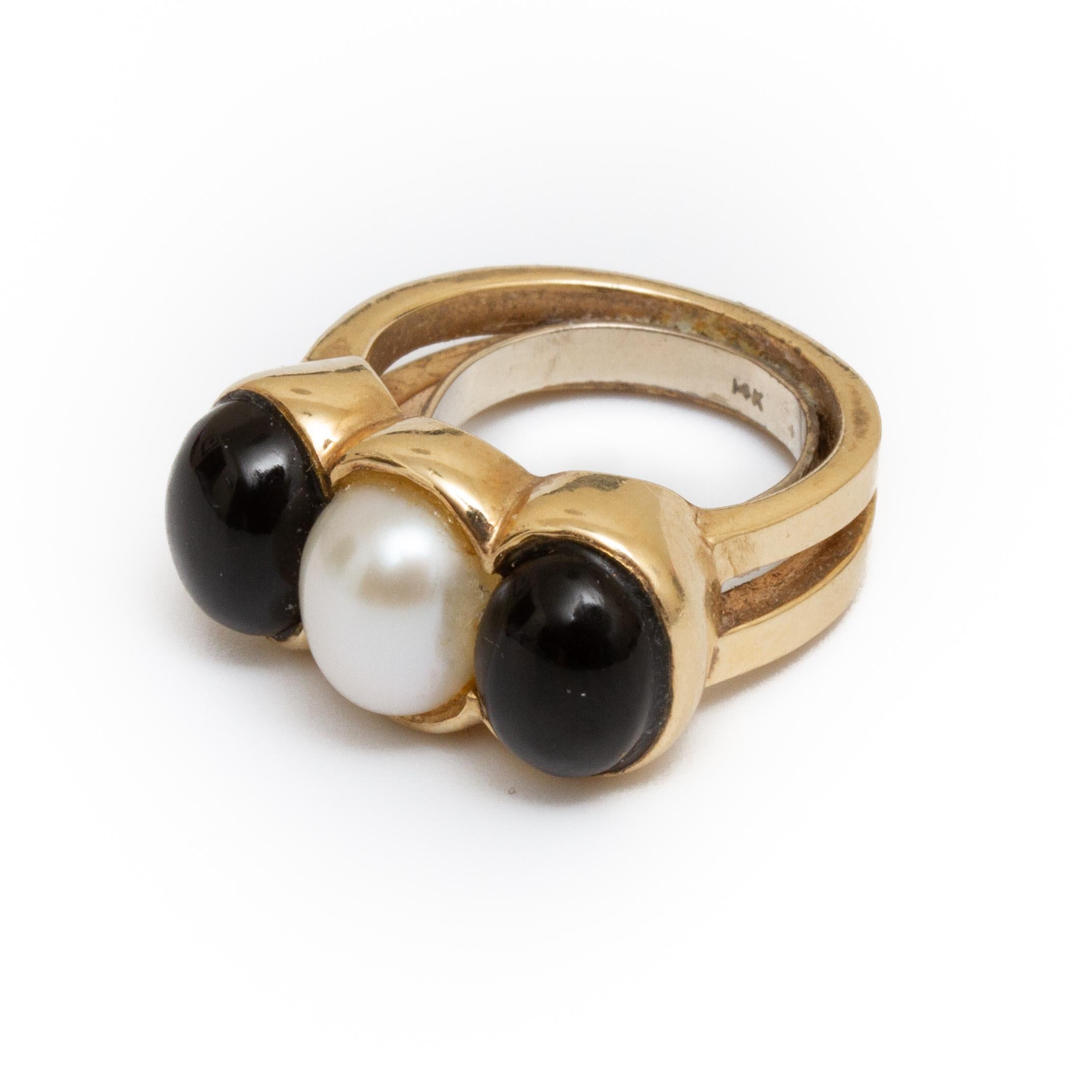 pearl and onyx ring