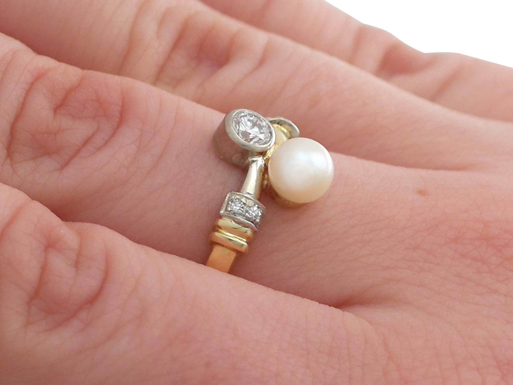 1950s Cultured Pearl and Diamond Yellow Gold Twist Ring For Sale 3