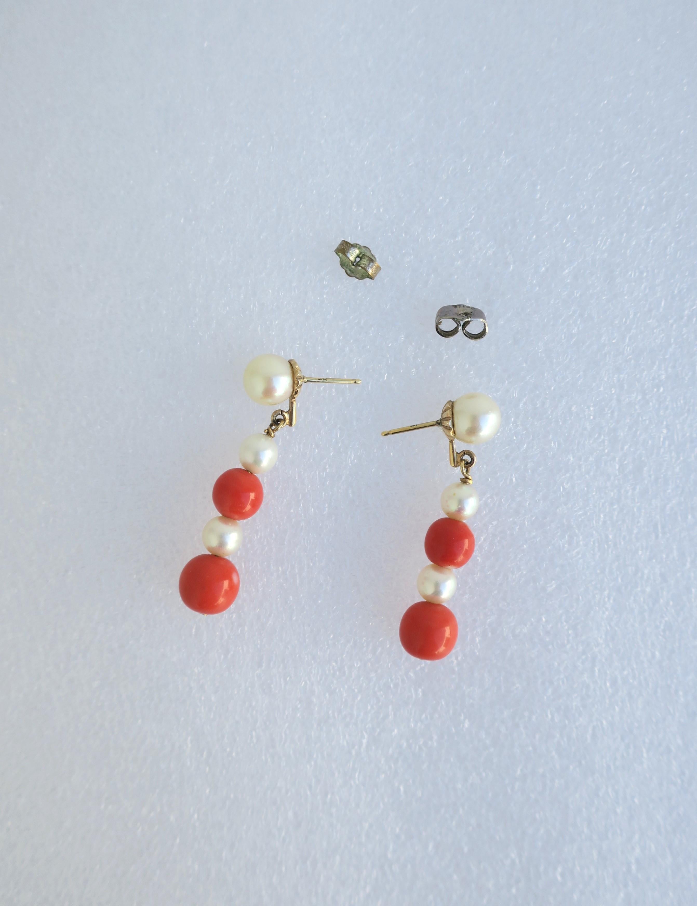 Cultured Pearl Coral and Gold Dangle Earrings, Pair  For Sale 1