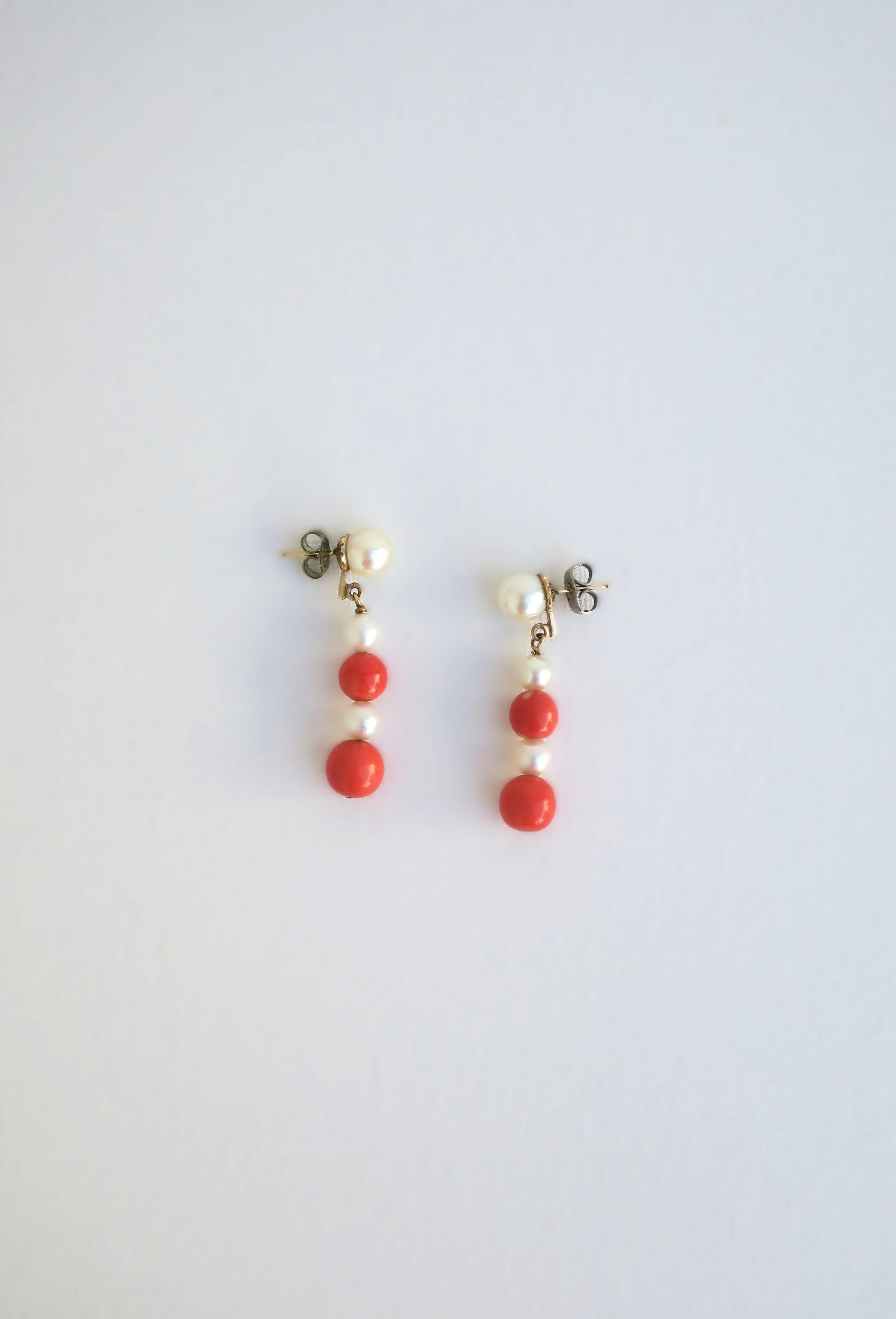 Cultured Pearl Coral and Gold Dangle Earrings, Pair  For Sale 2