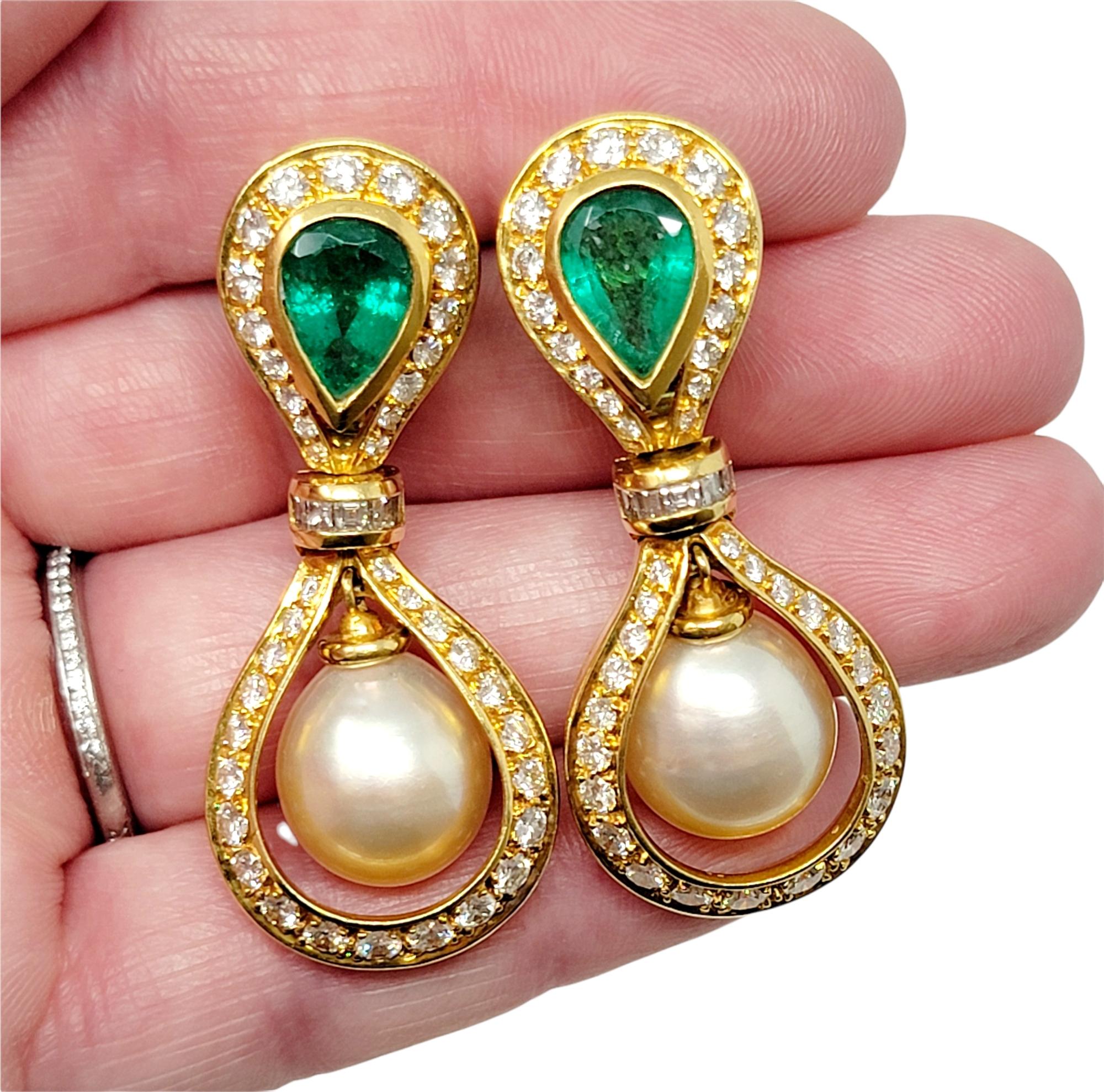Cultured Pearl, Diamond and Emerald Dangle Earrings in 18 Karat Yellow Gold For Sale 5