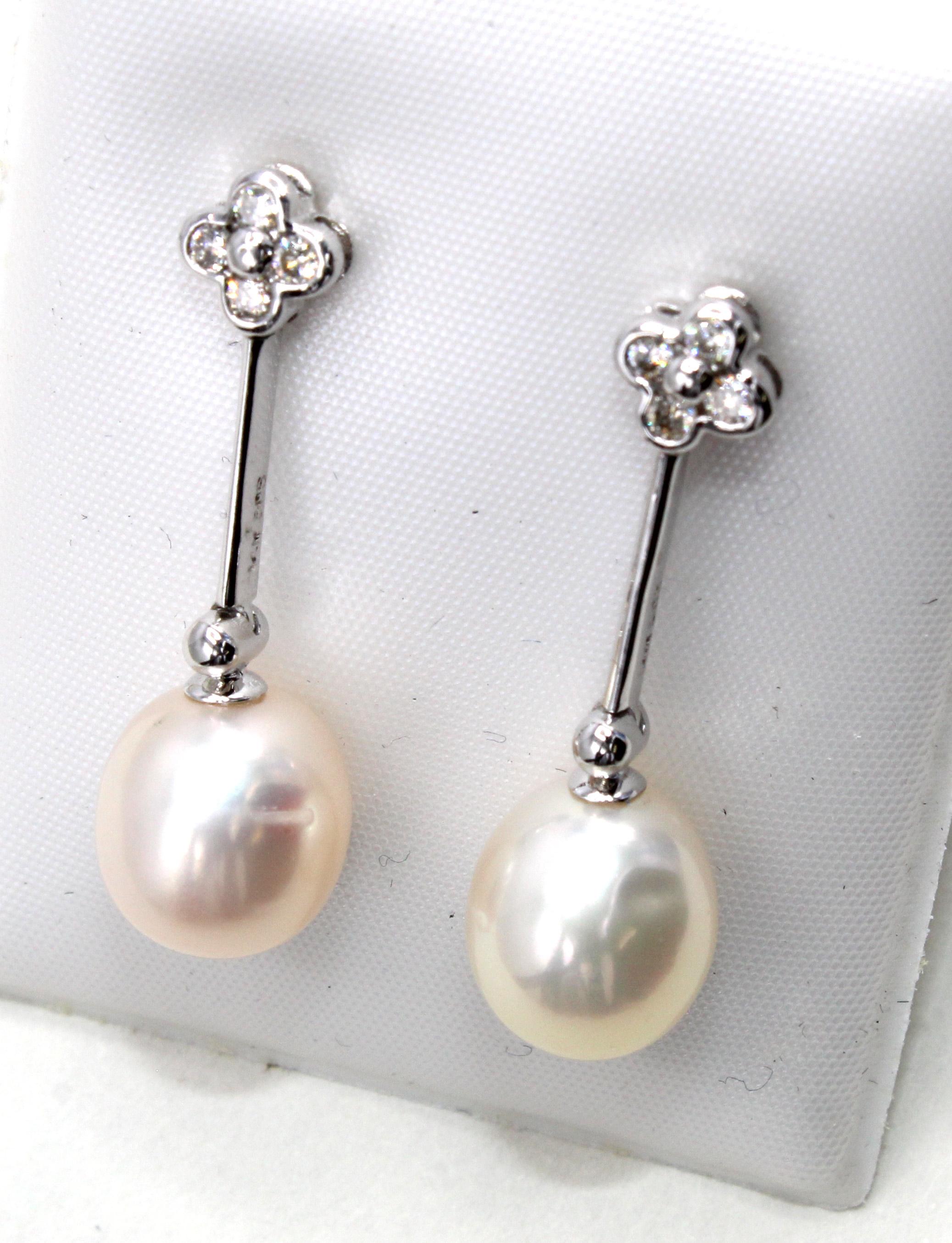 Round Cut Cultured Pearl Diamond White Gold Ear Pendants For Sale