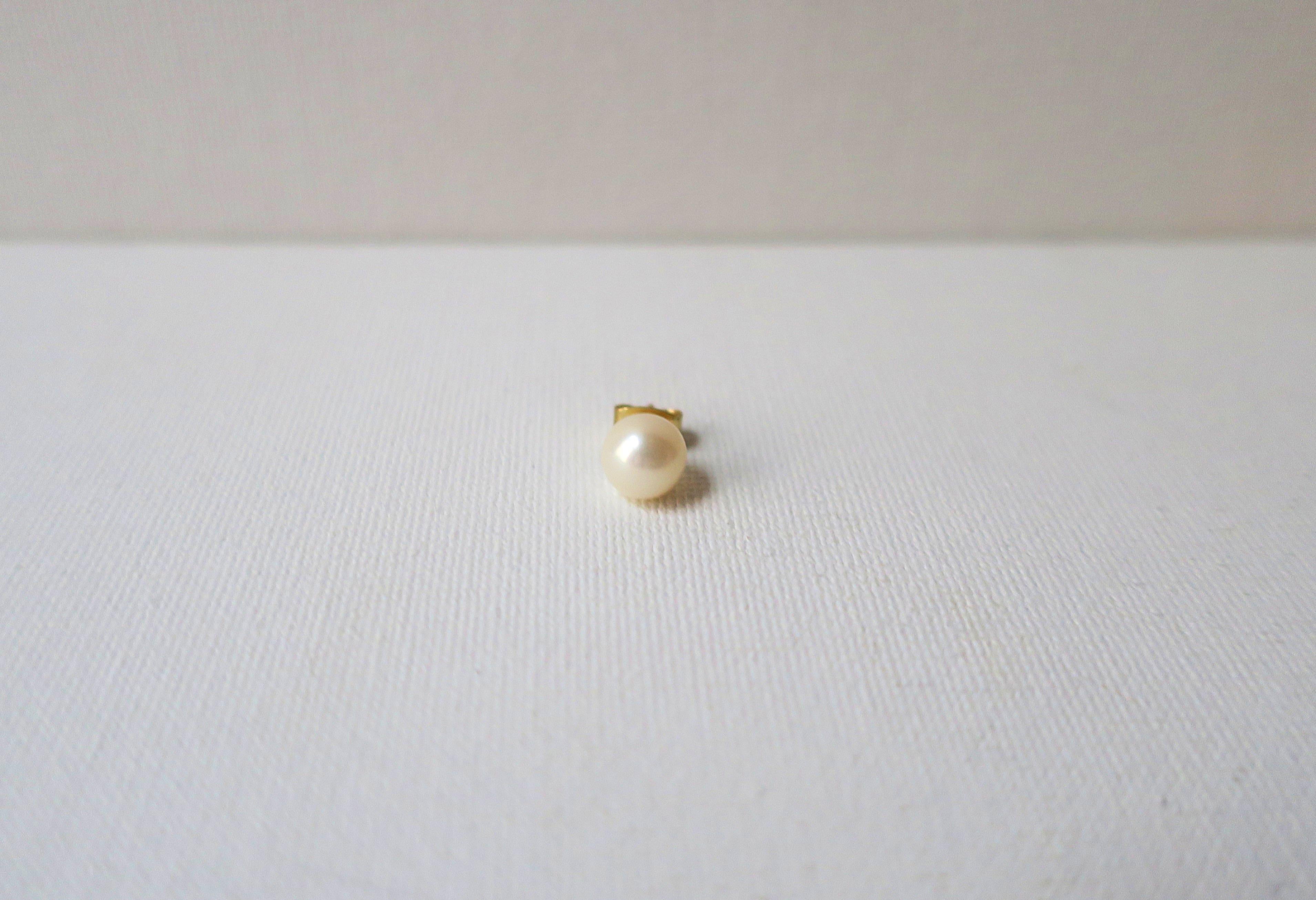 da uomo o donna Cultured Pearl Earring in vendita