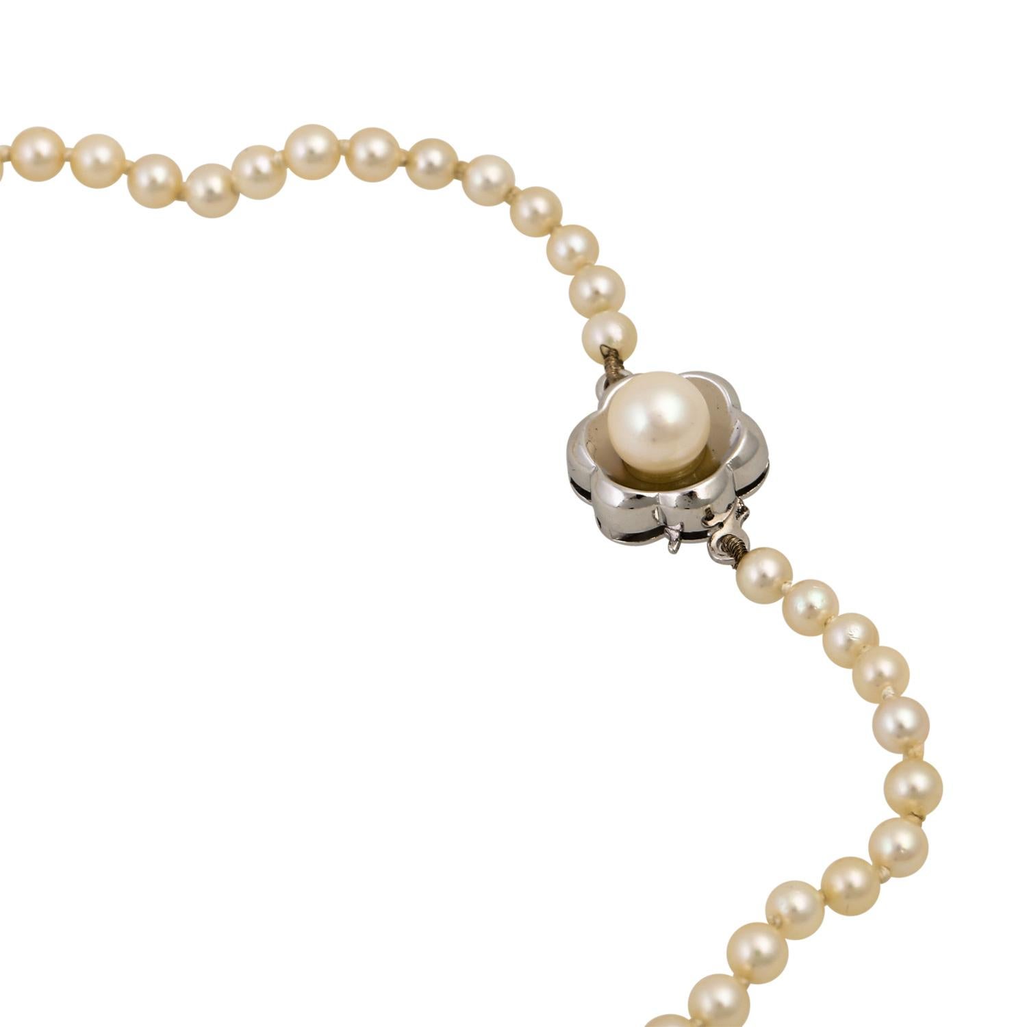 Cultured Pearl Necklace In Good Condition For Sale In Stuttgart, BW
