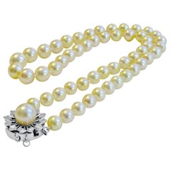 Cultured Pearl Necklace Graduated Vintage with 14 Karat Gold, Diamond Brooch
