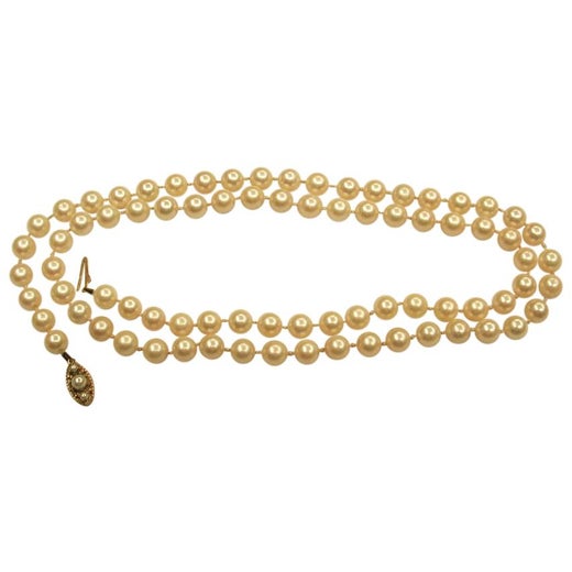 Cultured Pearl Necklace with Cultured Pearl 9 Carat Snap, Dated circa 1960