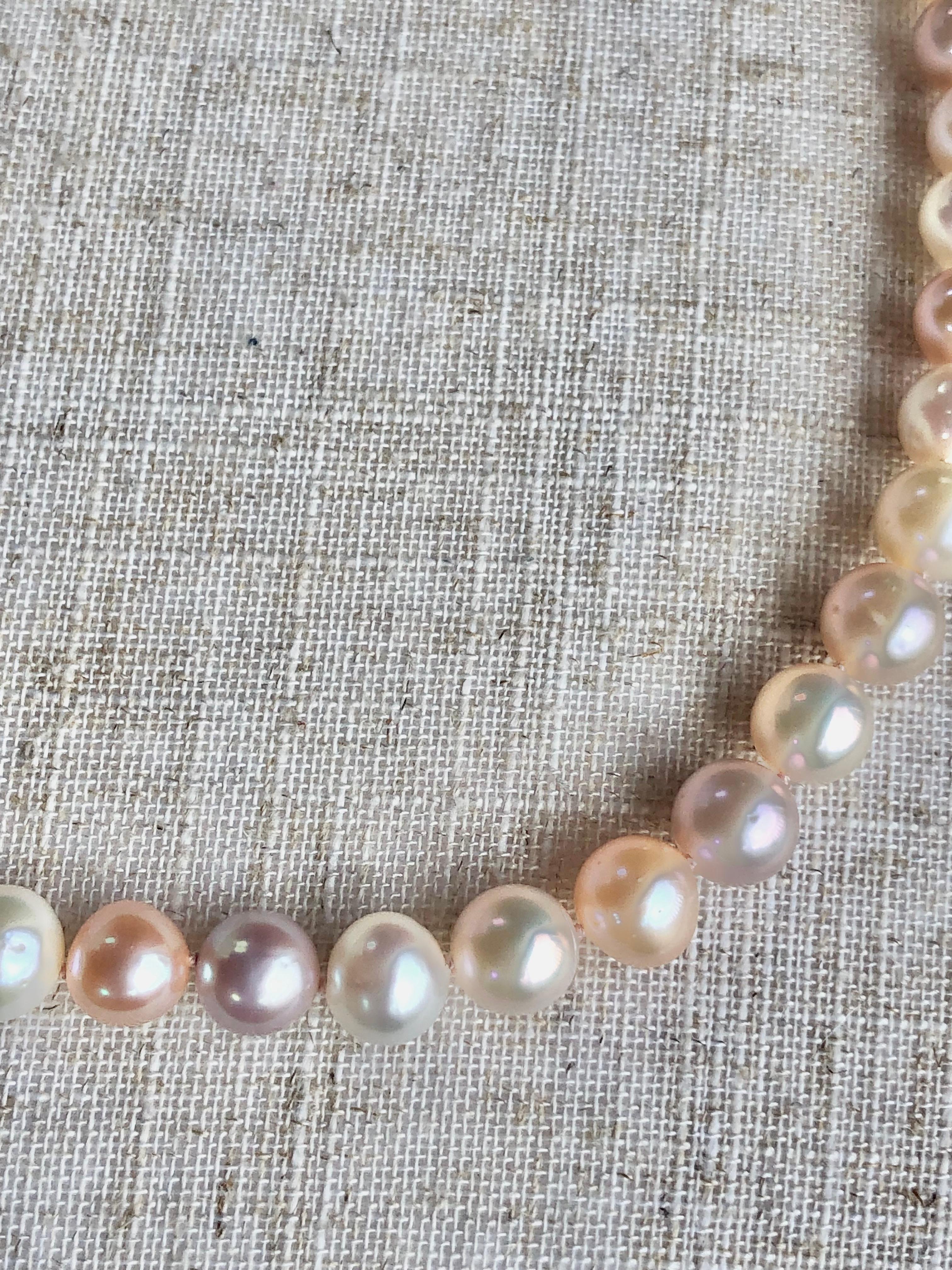 Cultured Pearl Necklace Yellow Gold 25 In For Sale 5