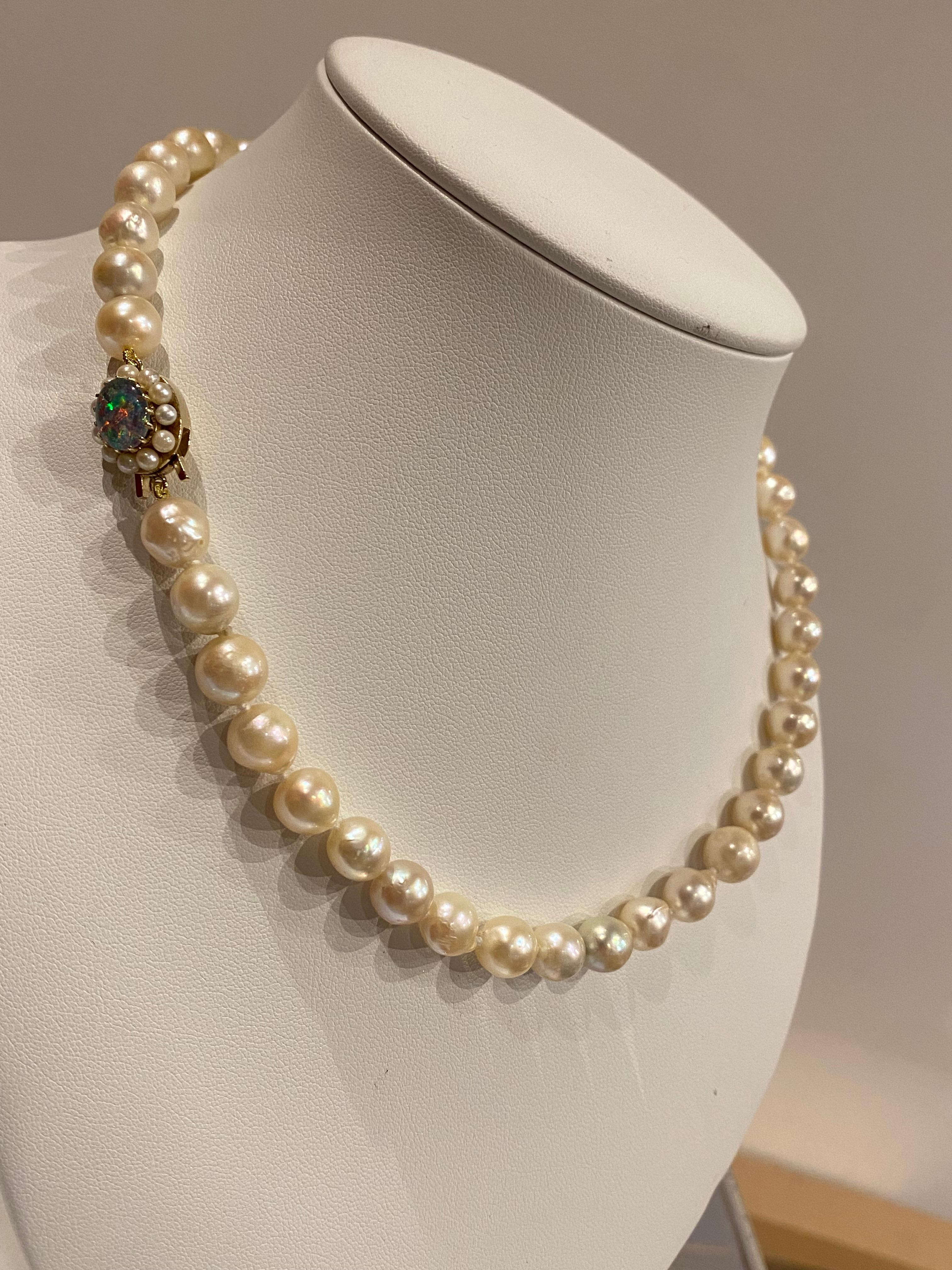 Cultured Pearl Princess Length 45cm Necklace with 9K Gold, Opal & Pearl Clasp For Sale 5