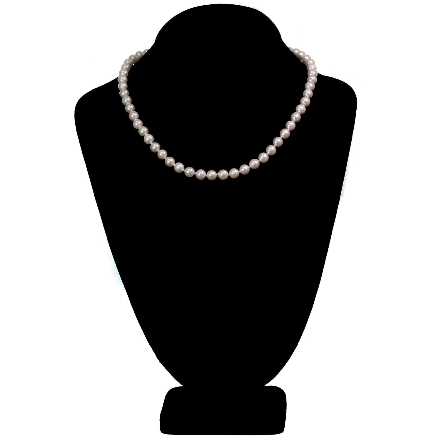 Cultured Pearl Strand Yellow Gold Clasp Necklace In Excellent Condition For Sale In New York, NY