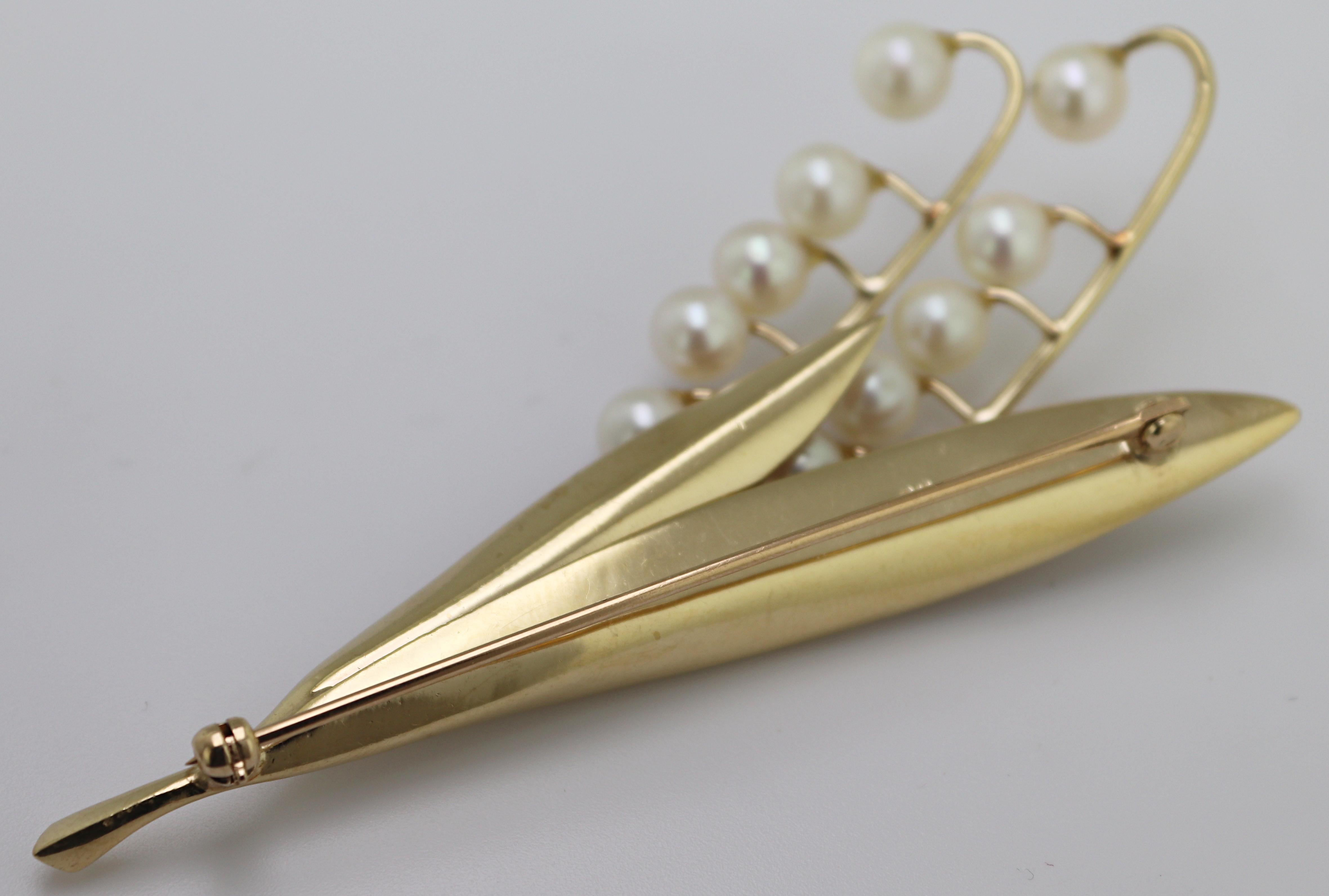 Cultured Pearl, Yellow Gold ”Lilly of the Valley” Brooch 2