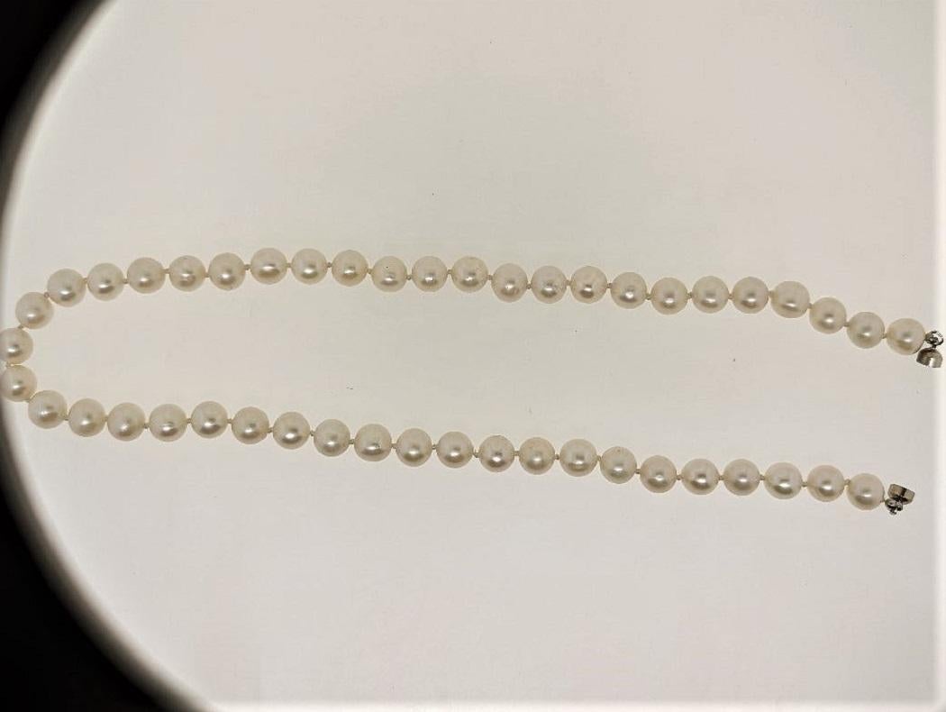 pearl necklace with magnetic clasp