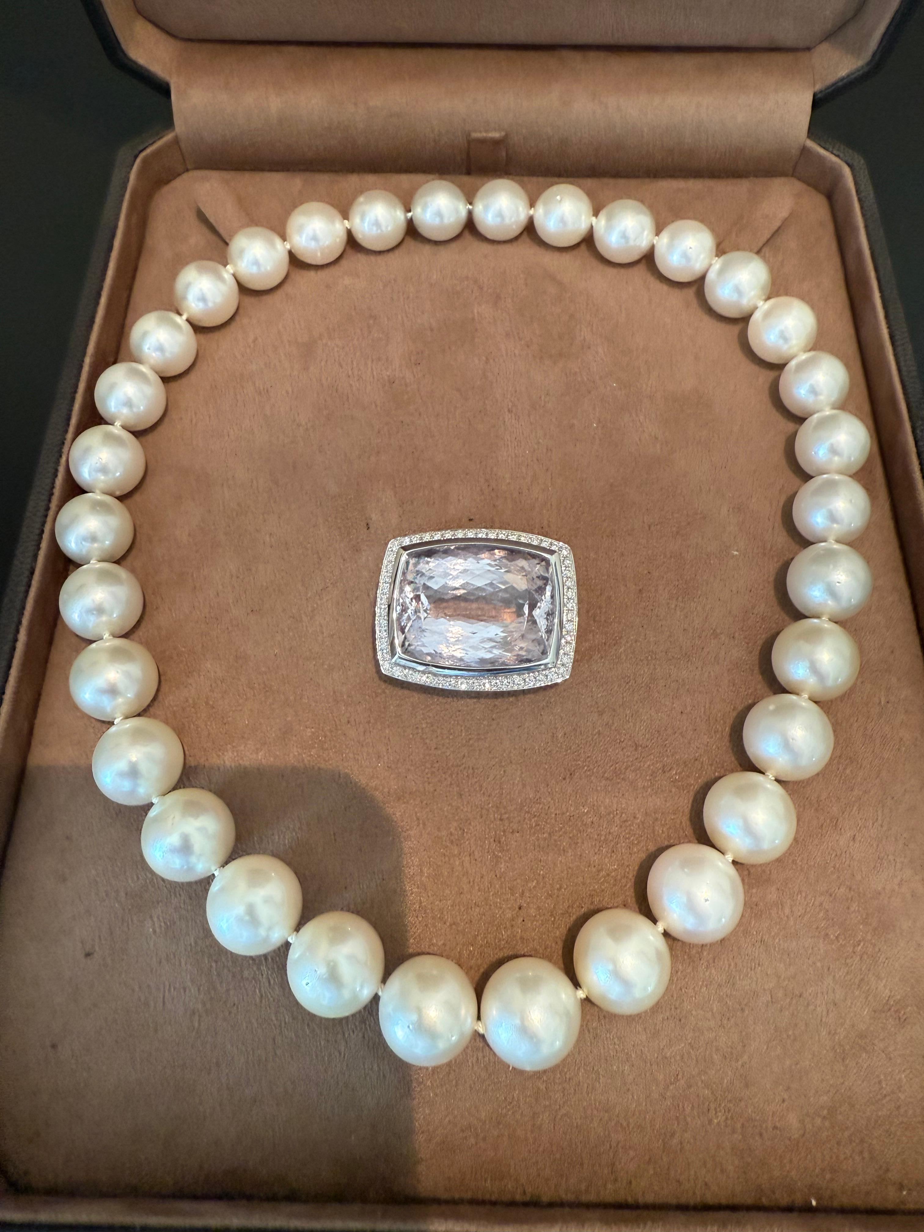 Perla coltivata dei mari del sud  Collana con  Ciondolo con diamante in oro bianco 18 K.K. in vendita 1