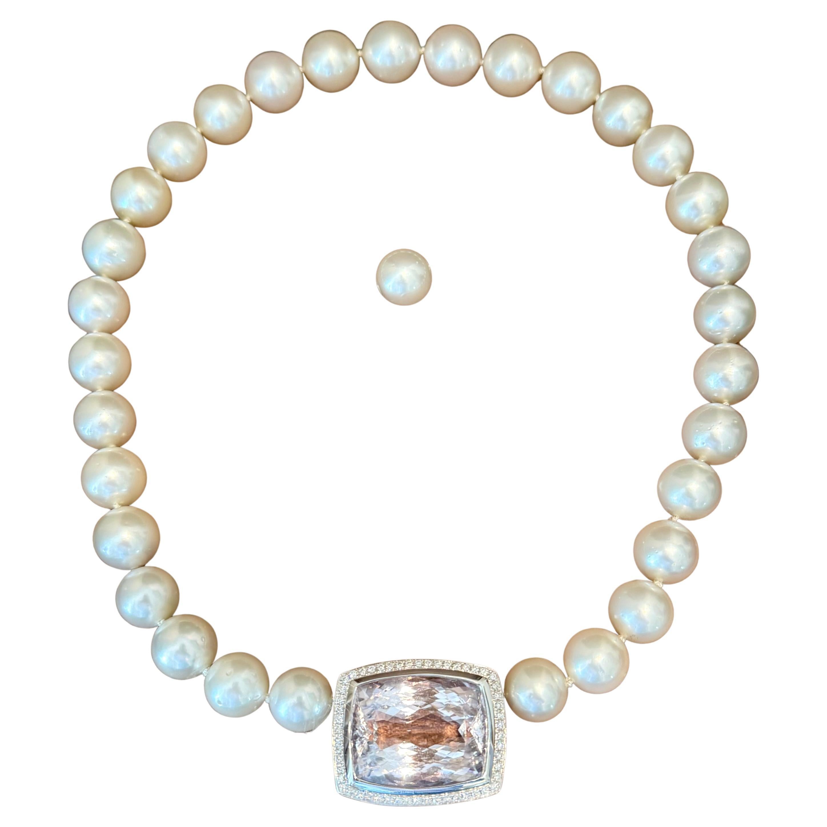 Perla coltivata dei mari del sud  Collana con  Ciondolo con diamante in oro bianco 18 K.K.