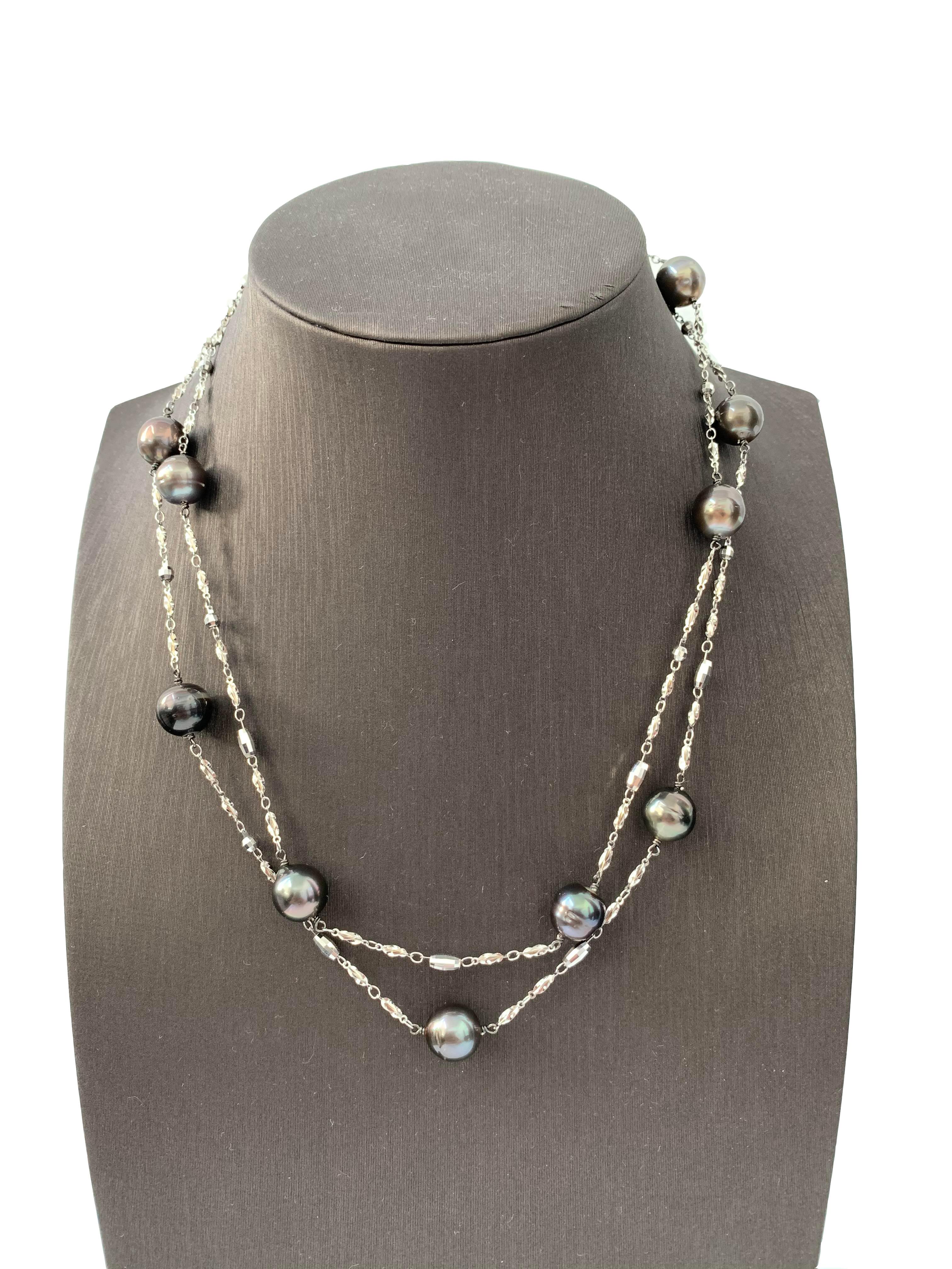 Cultured South Sea Pearl Station Long Necklace In New Condition For Sale In Los Angeles, CA