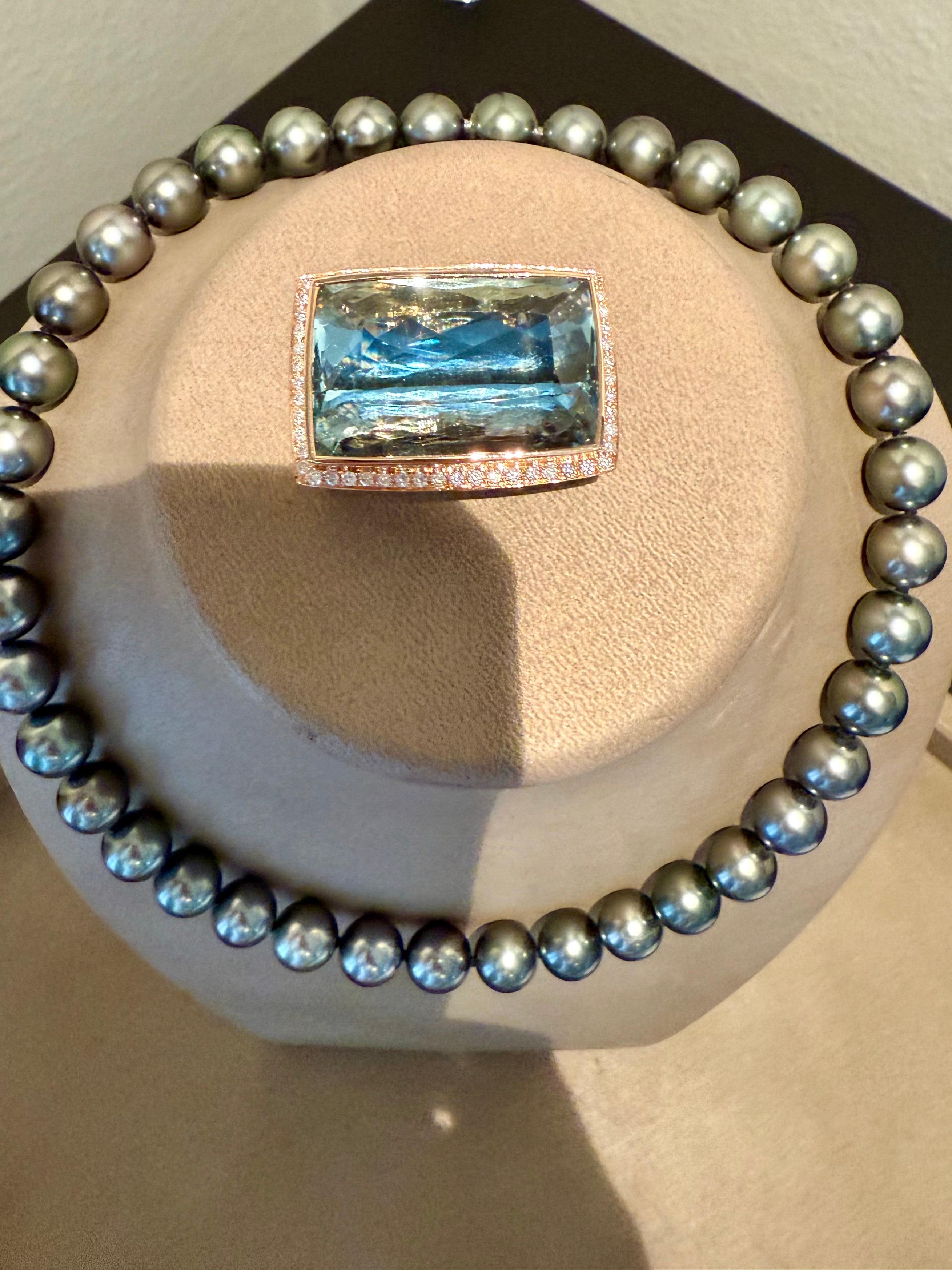 Zucht-Tahiti-Perlenkette mit Aquamarin-Diamant-Verschluss im Angebot 11