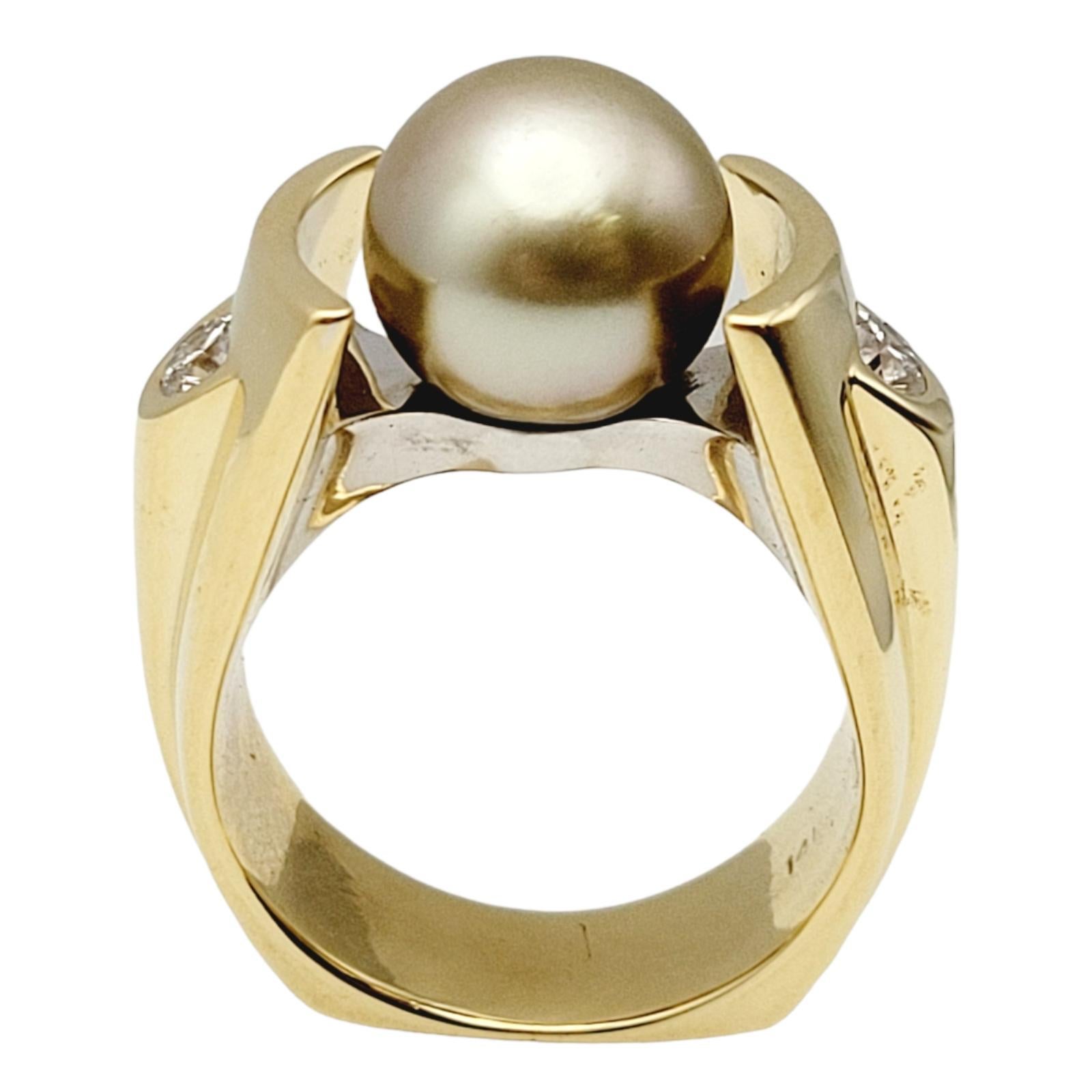 Anello cocktail con perla di Tahiti coltivata e diamante tondo brillante in oro 14 carati in vendita 4