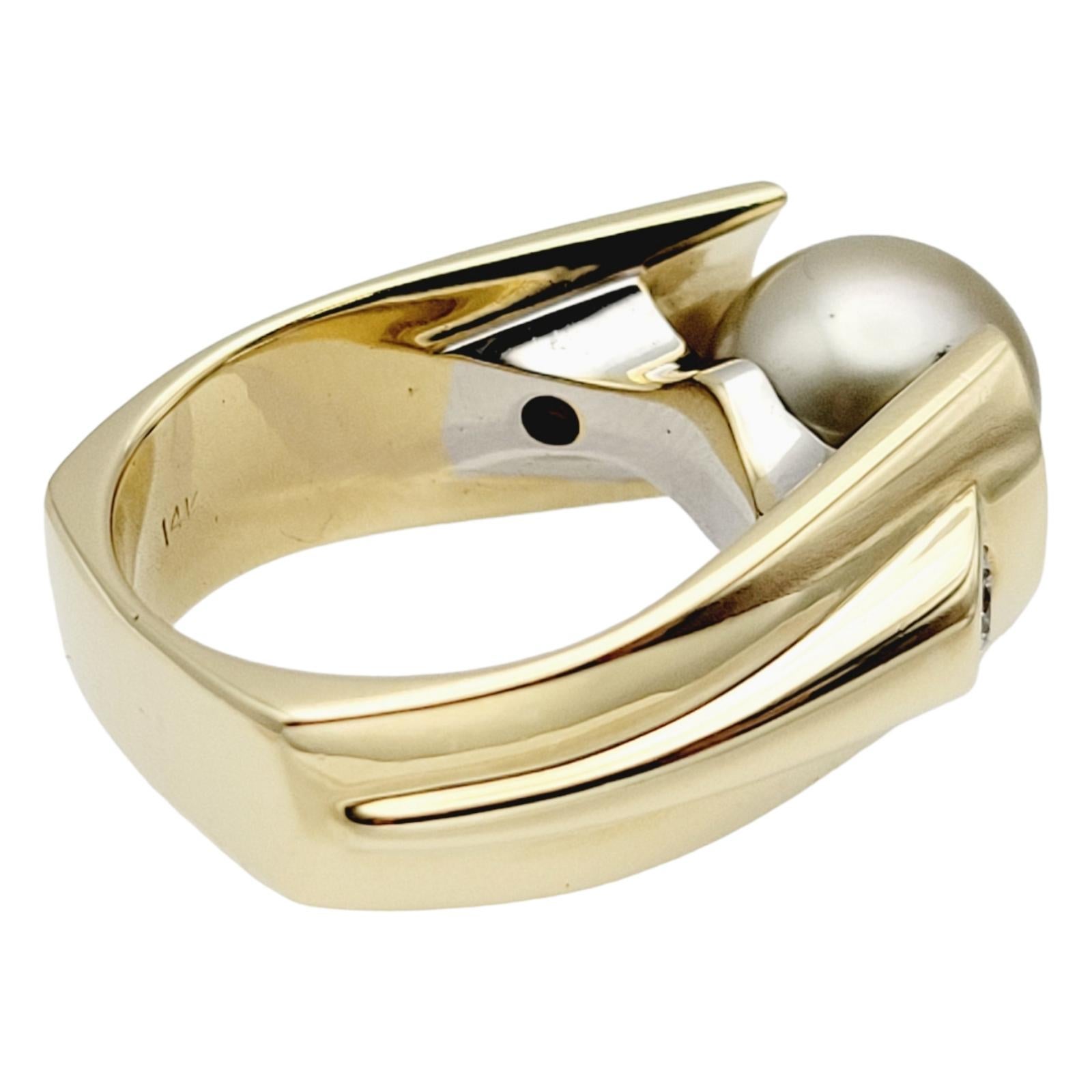 Women's Cultured Tahitian Pearl & Round Brilliant Diamond Cocktail Ring in 14 Karat Gold For Sale