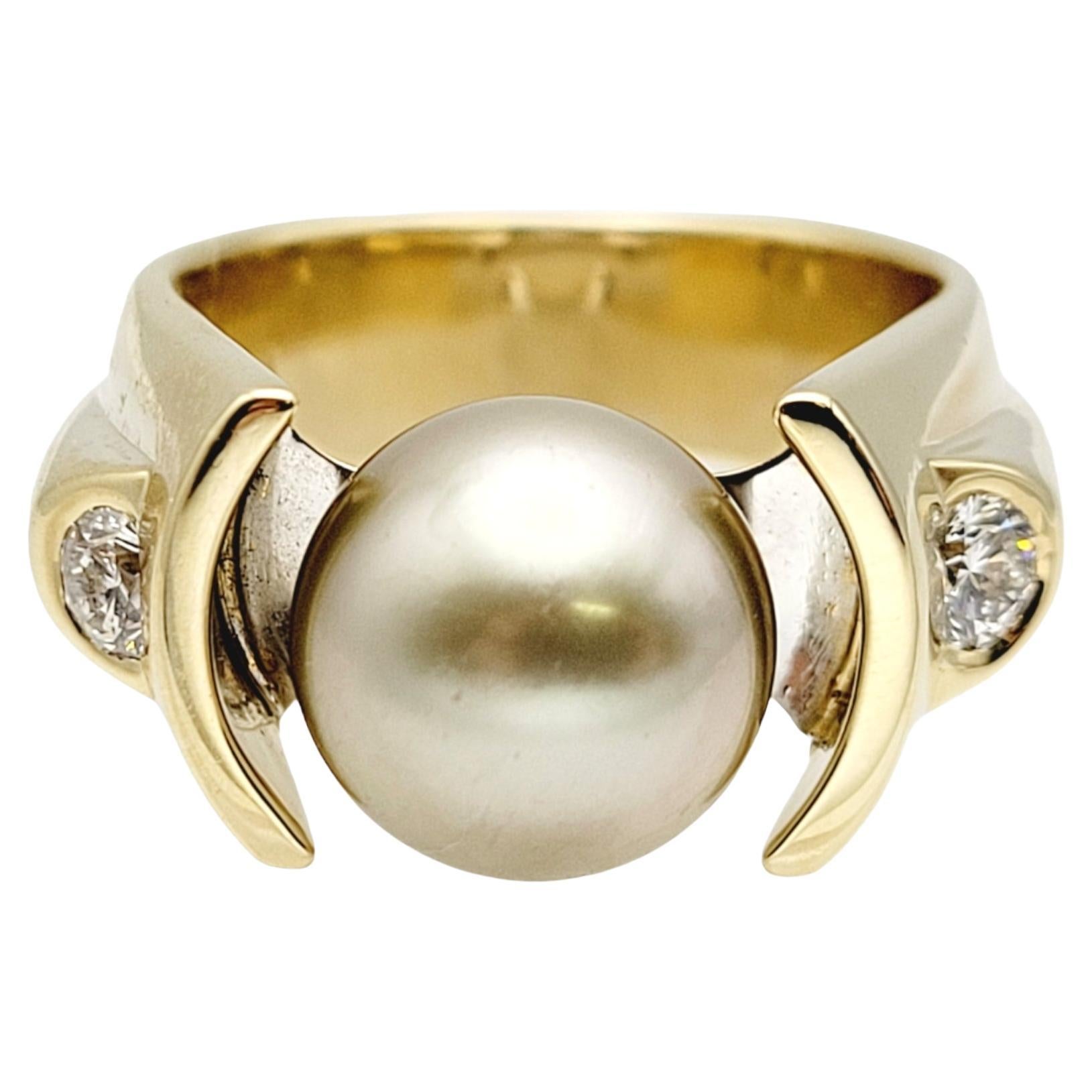 Zucht-Tahiti-Perlen- und runder Brillant-Diamant-Cocktailring aus 14 Karat Gold